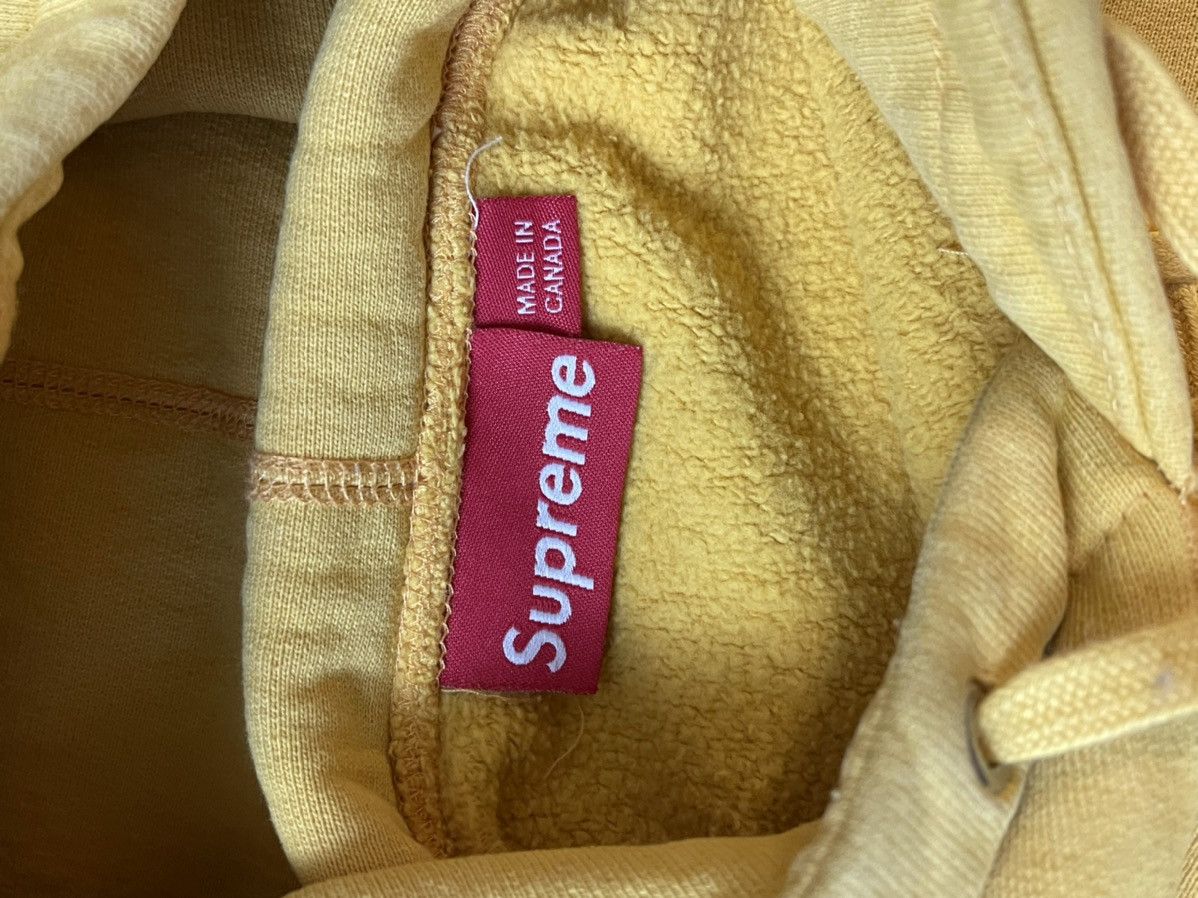 Supreme Supreme FW11 Mustard Box Logo Size Large Size US L / EU 52-54 / 3 - 3 Thumbnail