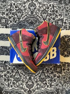 Nike sb best sale dunk iron man