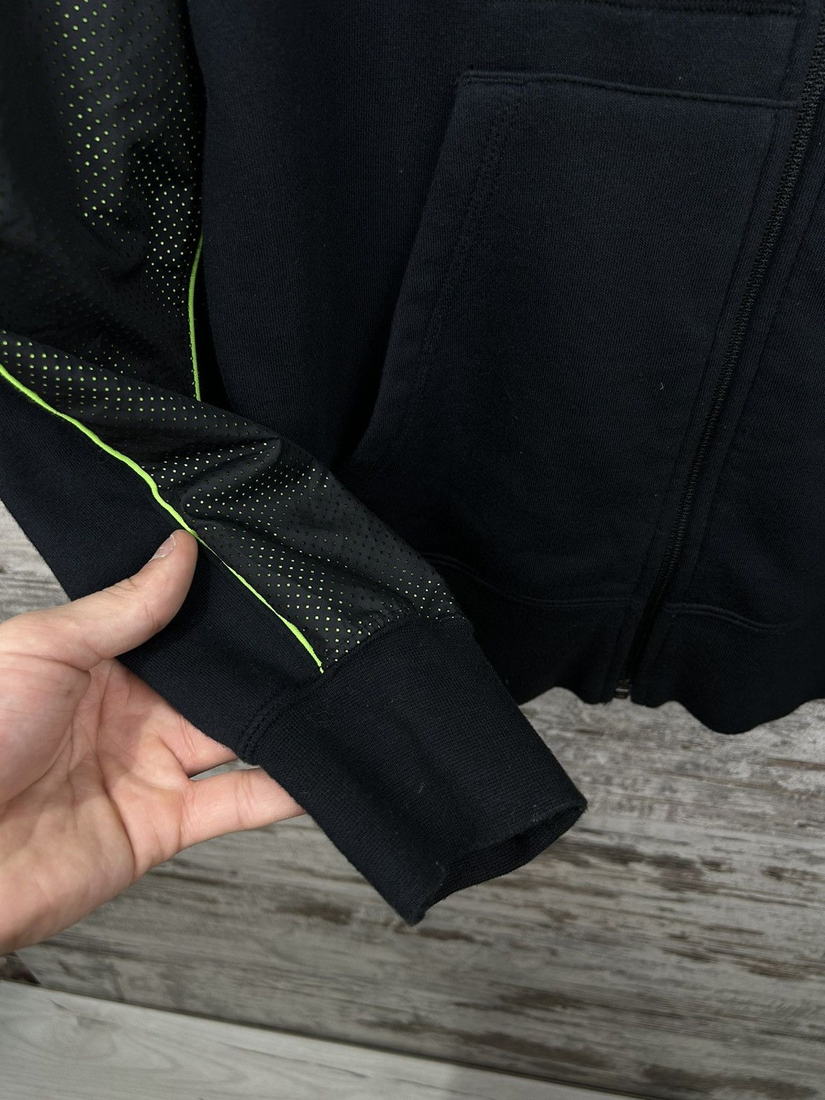 Nike Mens Vintage Nike Zip Hoodie y2k streetwear track jacket Size US S / EU 44-46 / 1 - 3 Thumbnail
