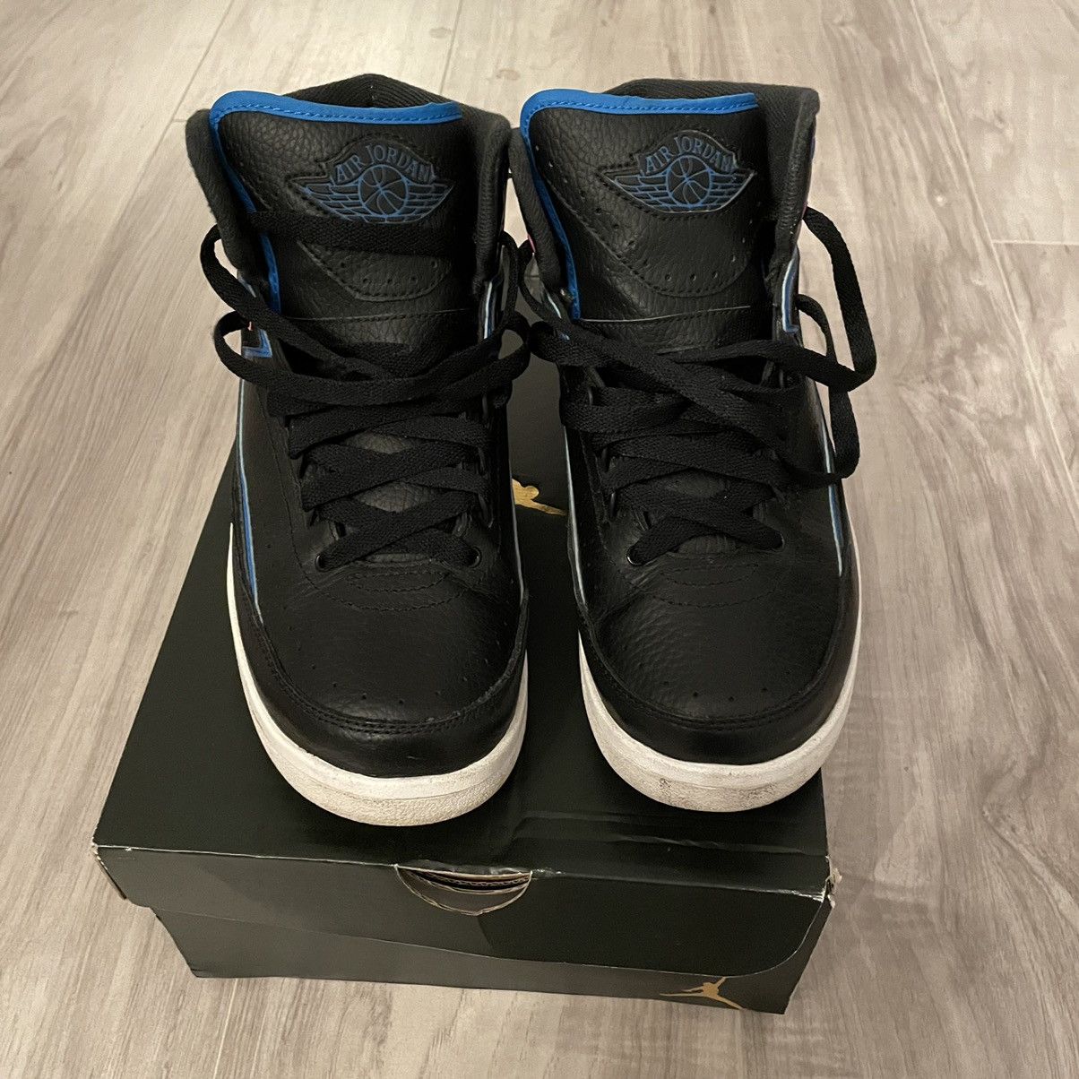 Jordan Brand Air Jordan 2 Retro BG Radio Raheem Size 7 Size US 7 / EU 40 - 2 Thumbnail