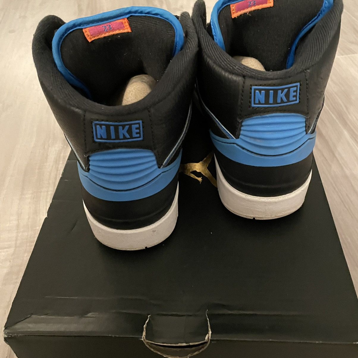 Jordan Brand Air Jordan 2 Retro BG Radio Raheem Size 7 Size US 7 / EU 40 - 7 Thumbnail