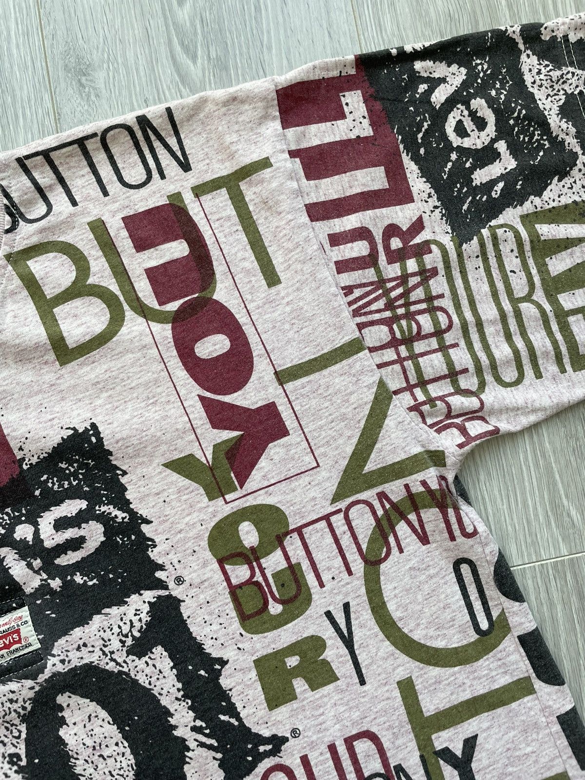 Levi's × Levi's Vintage Clothing Vintage 90’s Levis 501 Buton Your Fly Tee t-shirt Size US L / EU 52-54 / 3 - 6 Thumbnail