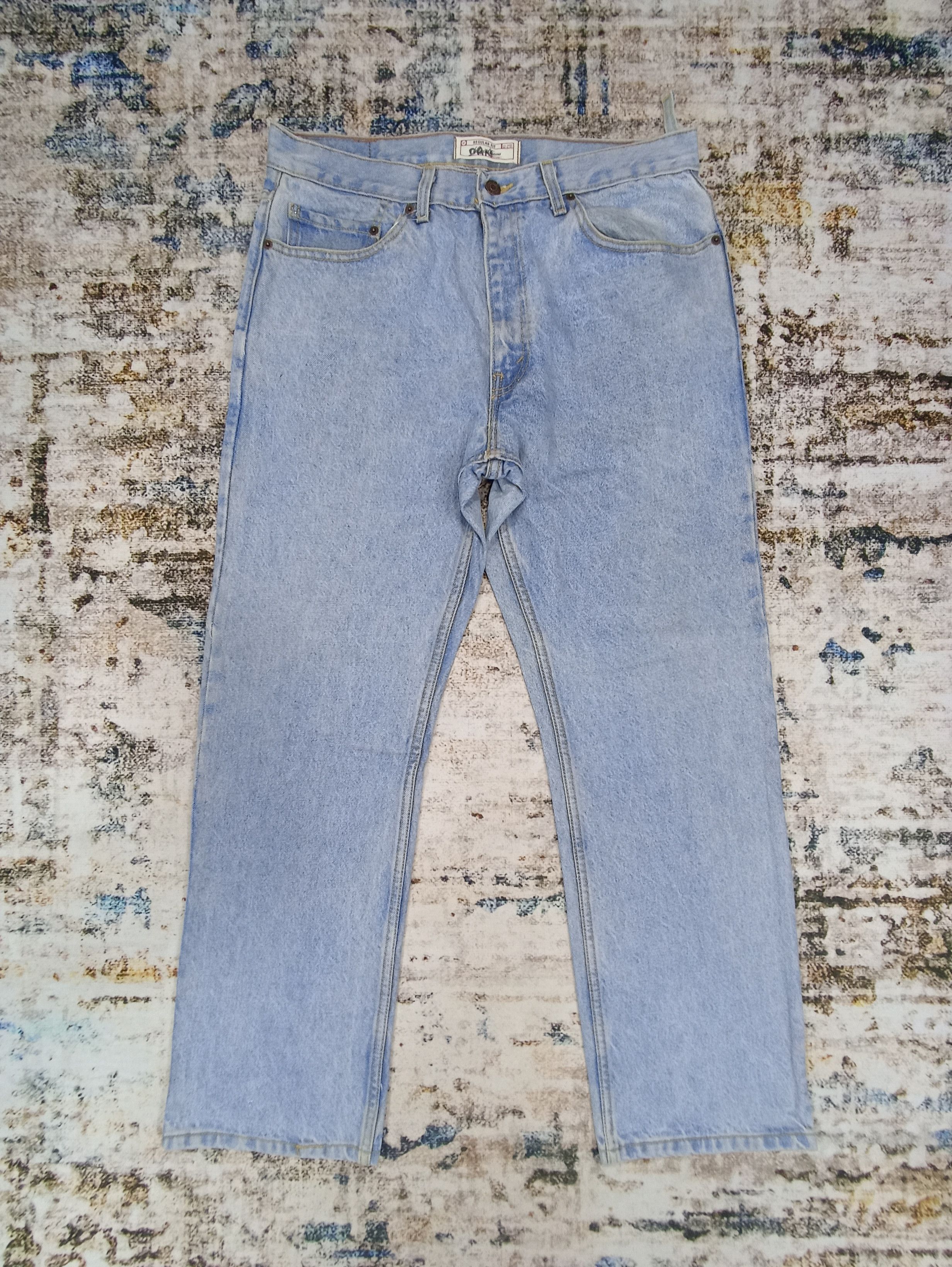 Vintage Levi's Signature Light Wash Jeans 34x29 - J061
