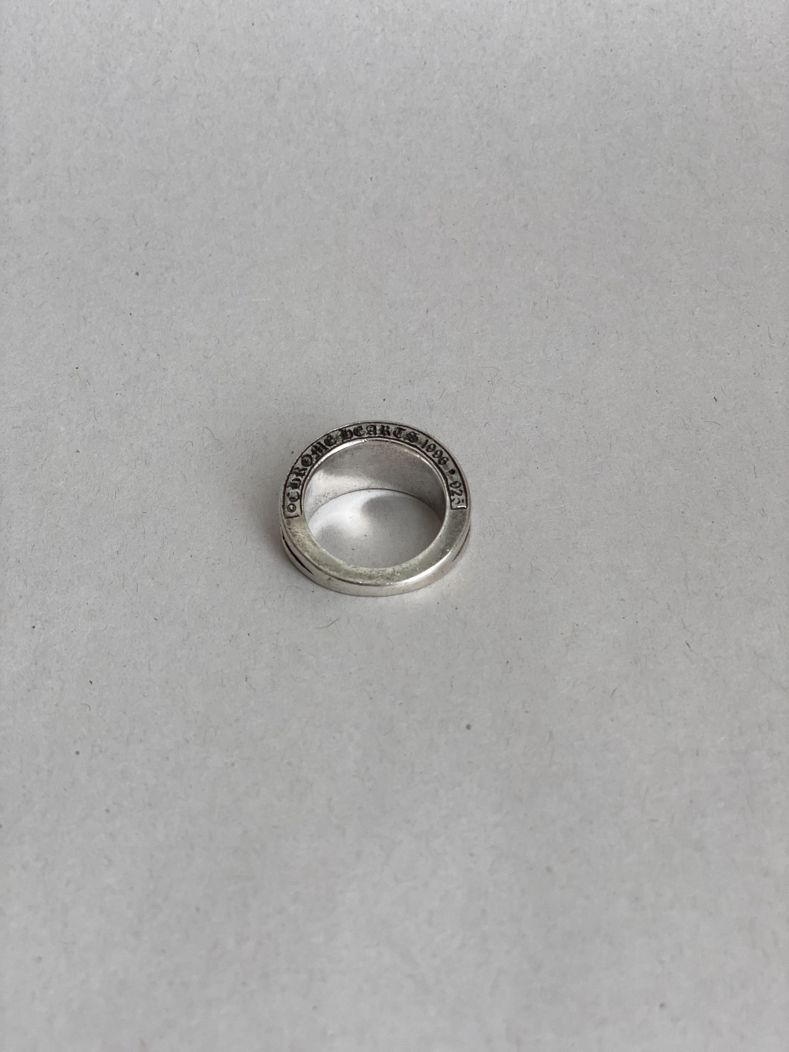 Chrome Hearts Chrome Hearts Ring Narrow V Band Ring with Black Diamonds Size ONE SIZE - 3 Thumbnail