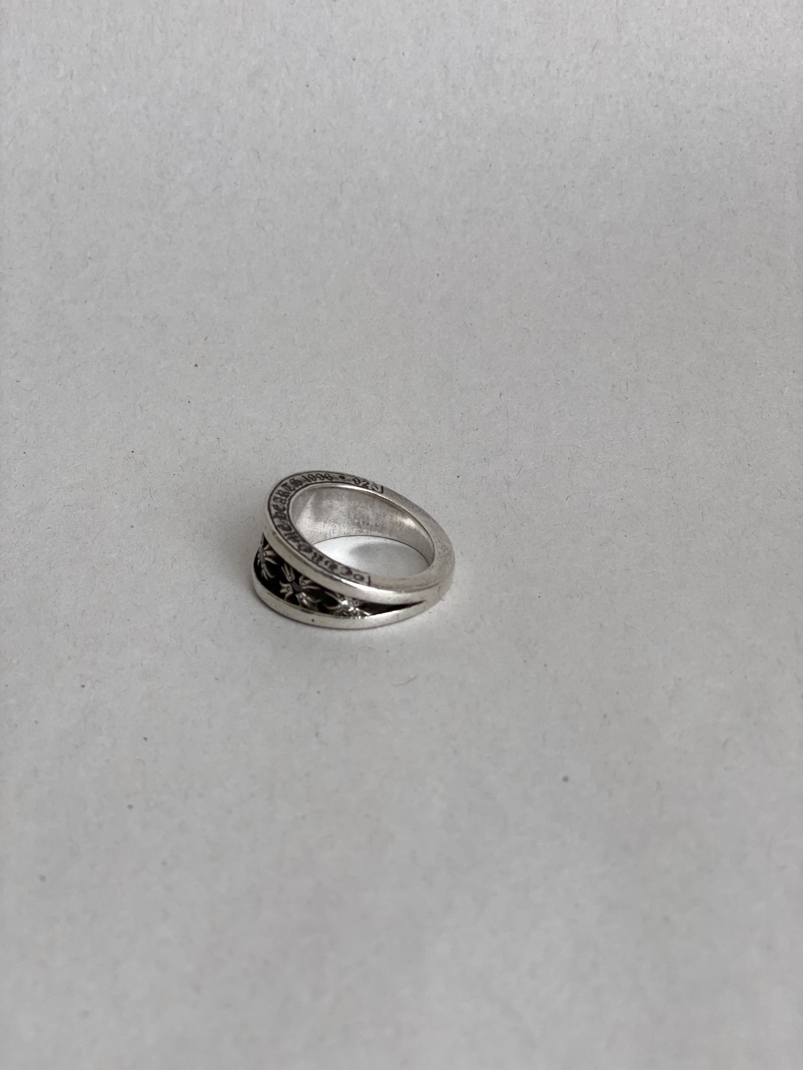 Chrome Hearts Chrome Hearts Ring Narrow V Band Ring with Black Diamonds Size ONE SIZE - 5 Thumbnail