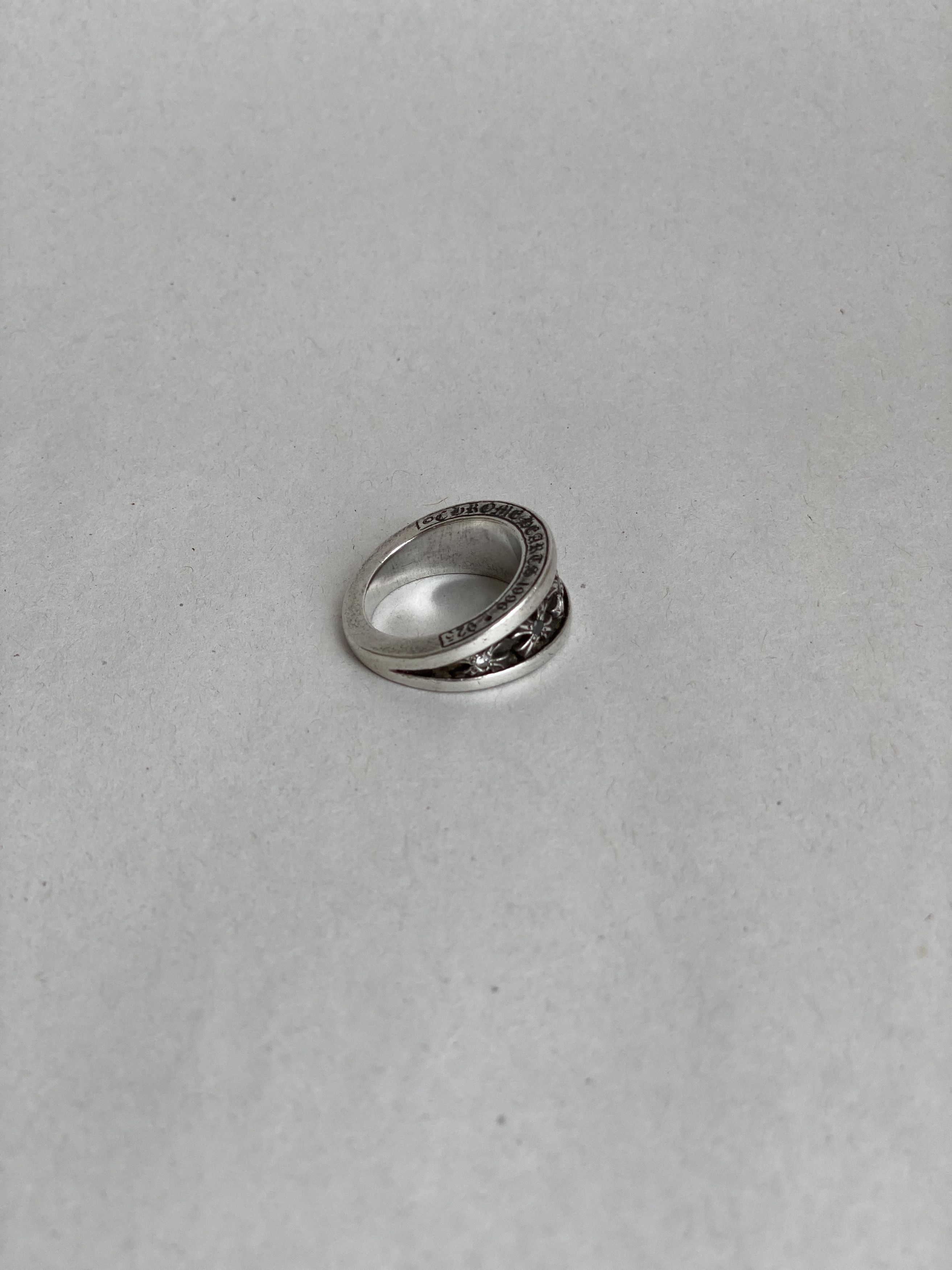 Chrome Hearts Chrome Hearts Ring Narrow V Band Ring with Black Diamonds Size ONE SIZE - 4 Thumbnail