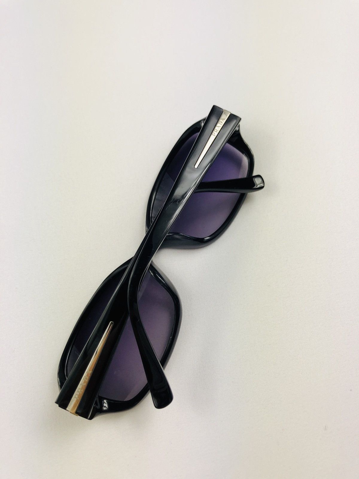Prada Prada tinted logo sunglasses Size ONE SIZE - 2 Thumbnail