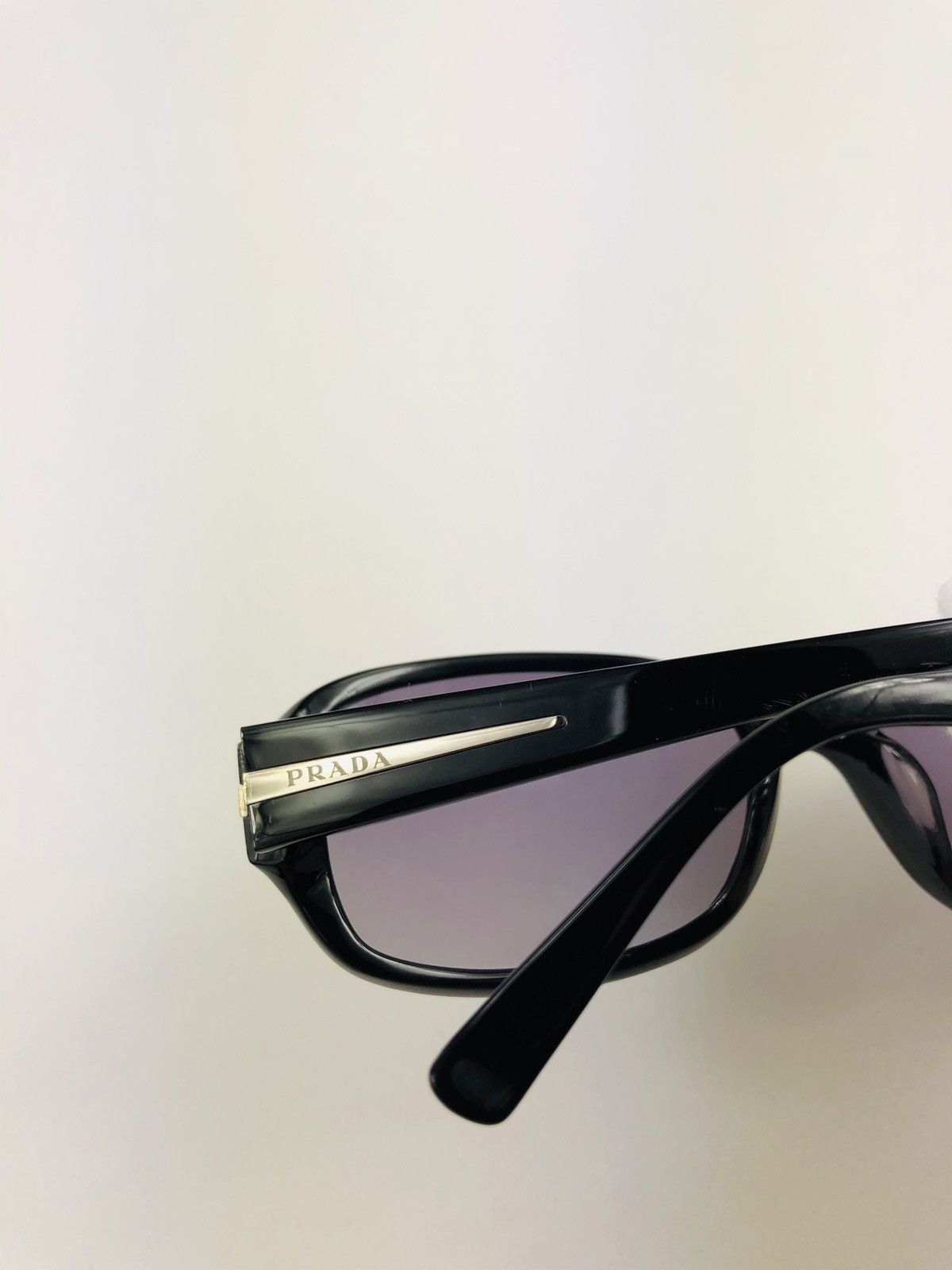 Prada Prada tinted logo sunglasses Size ONE SIZE - 3 Thumbnail