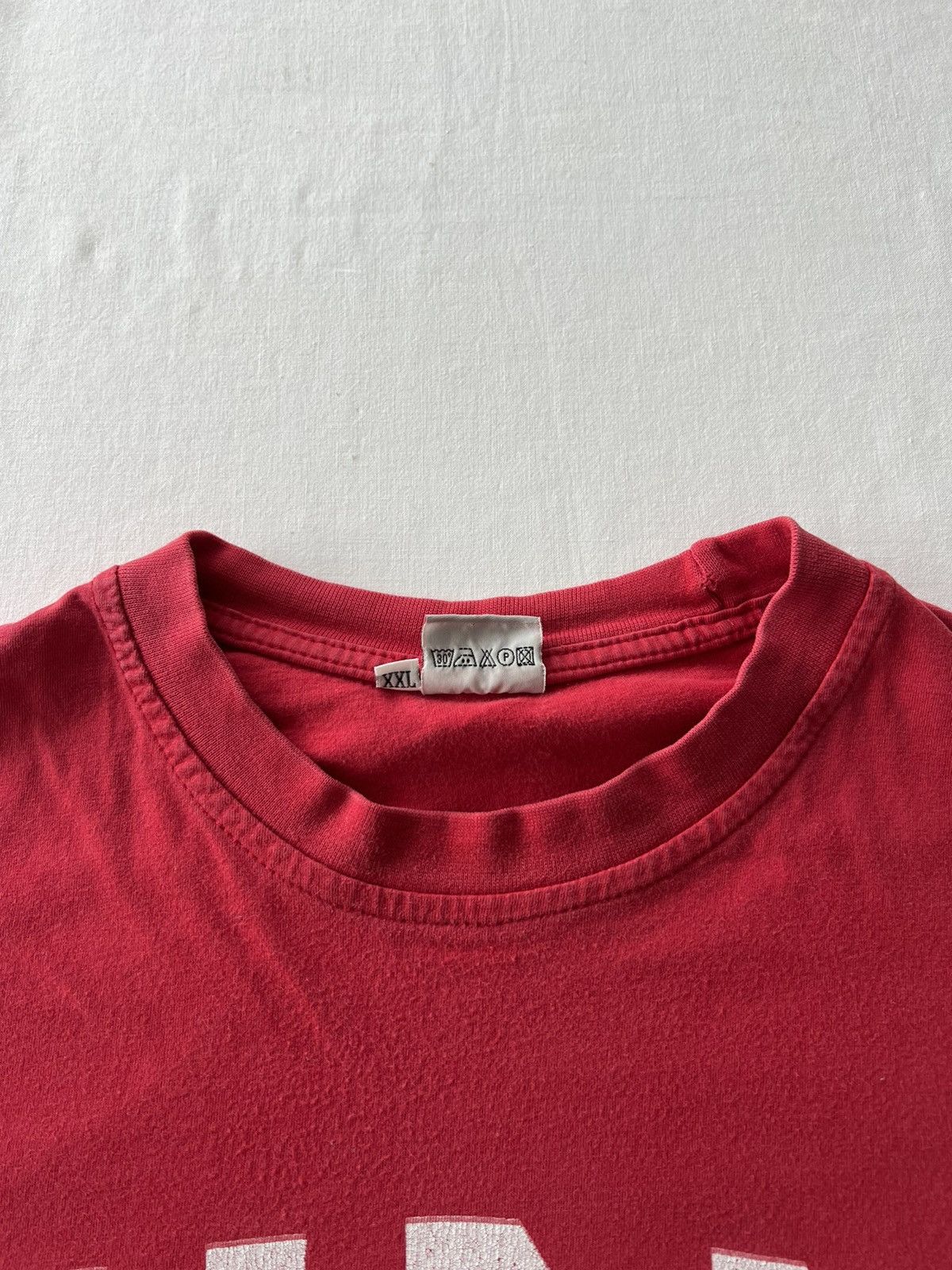 Band Tees Vintage 2000s Eminem Red Tee (Dr. Dre 50 Cent) Size US XL / EU 56 / 4 - 11 Thumbnail