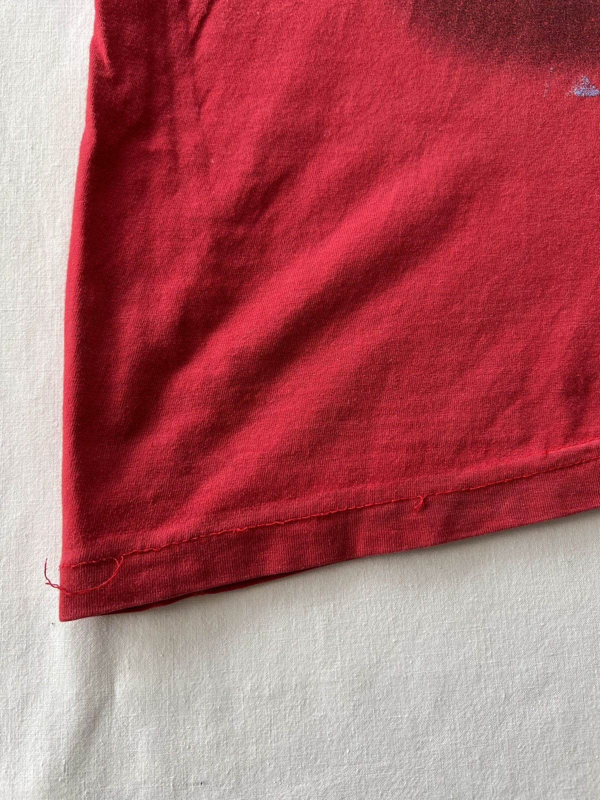 Band Tees Vintage 2000s Eminem Red Tee (Dr. Dre 50 Cent) Size US XL / EU 56 / 4 - 7 Thumbnail
