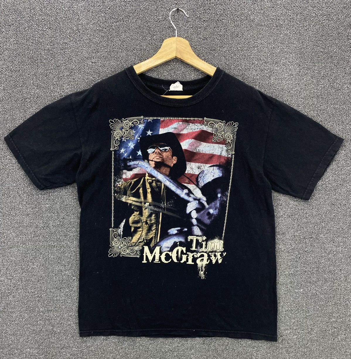 Band Tees Tim McGraw Southern Voice Tour Tees Rock Band Tees T Shirts Size US M / EU 48-50 / 2 - 1 Thumbnail