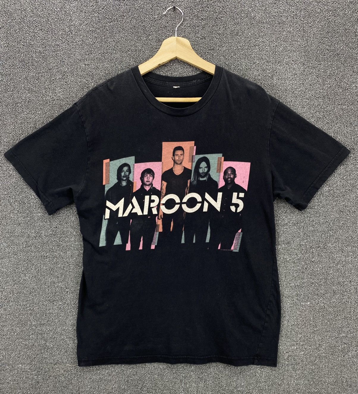 Band Tees Maroon 5 North American Tour Rock Band Tees T Shirts Size US L / EU 52-54 / 3 - 1 Thumbnail