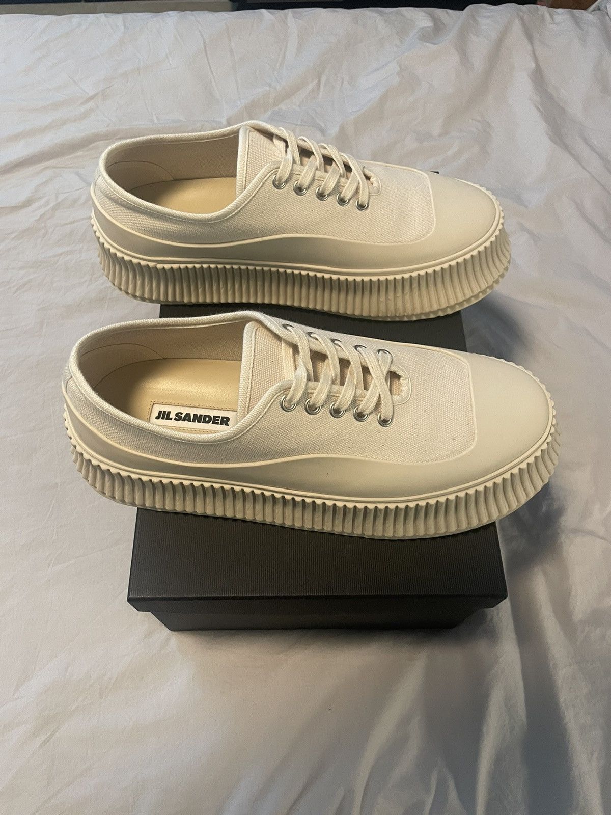 Jil Sander Jil Sander Off White Canvas Sneakers Size 41 (fits 42 too) Size US 8 / EU 41 - 1 Thumbnail