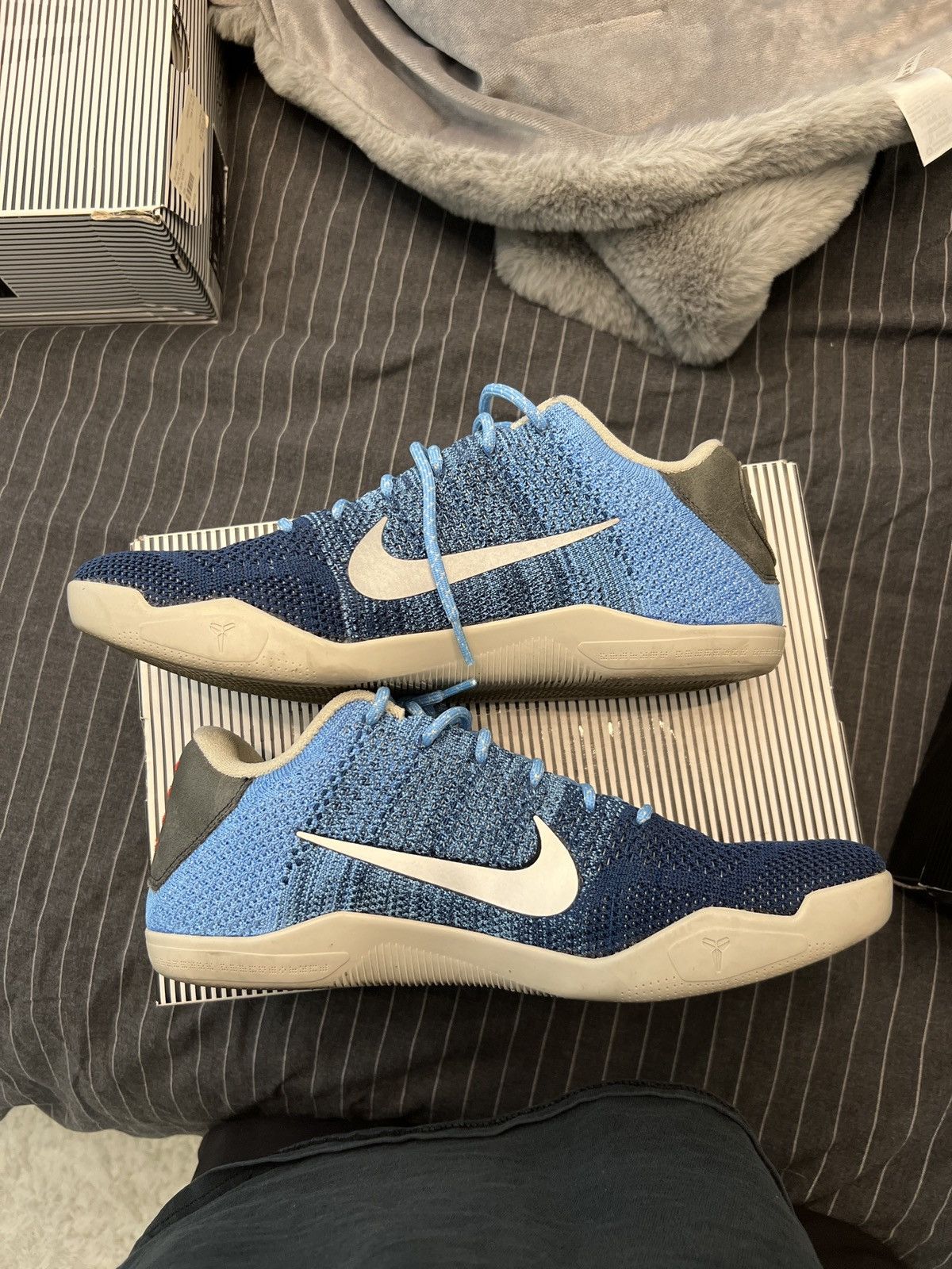 Nike Nike Kobe 11 Brave Blue Size US 11 / EU 44 - 2 Thumbnail