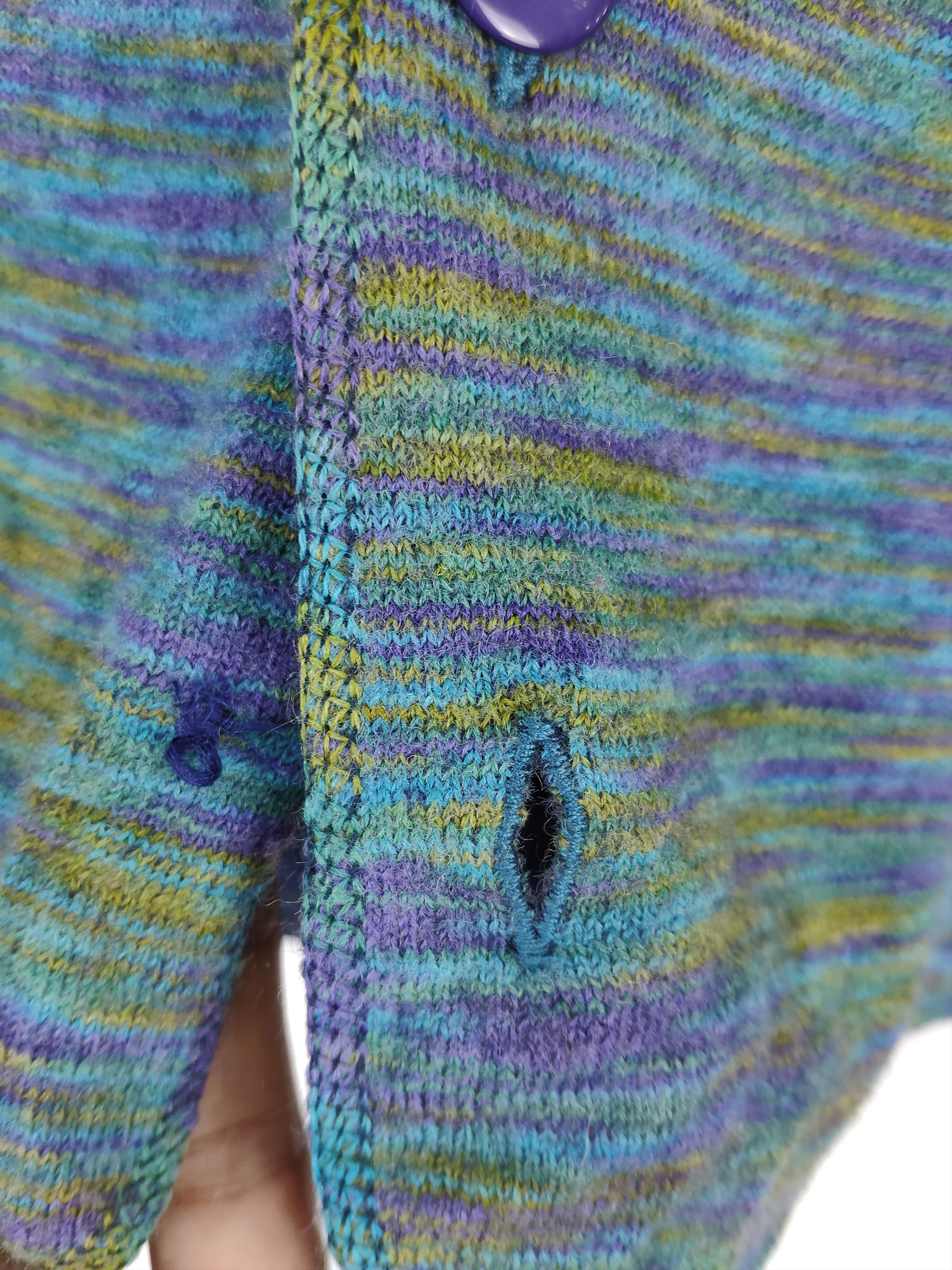 Aran Isles Knitwear × Japanese Brand × Vintage Vintage Wool Knit Cardigan Vest Reversible Size S / US 4 / IT 40 - 4 Thumbnail