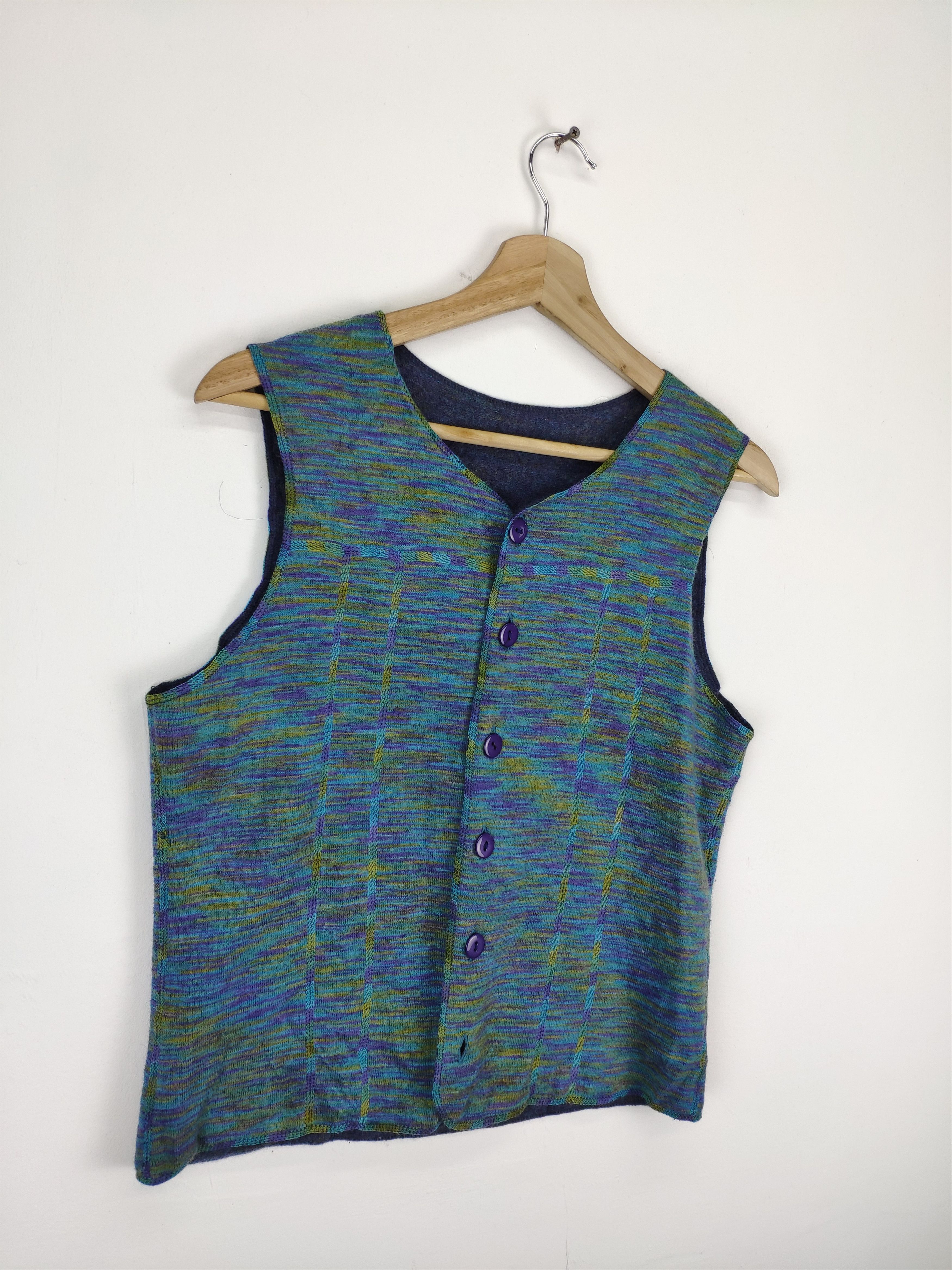 Aran Isles Knitwear × Japanese Brand × Vintage Vintage Wool Knit Cardigan Vest Reversible Size S / US 4 / IT 40 - 3 Thumbnail