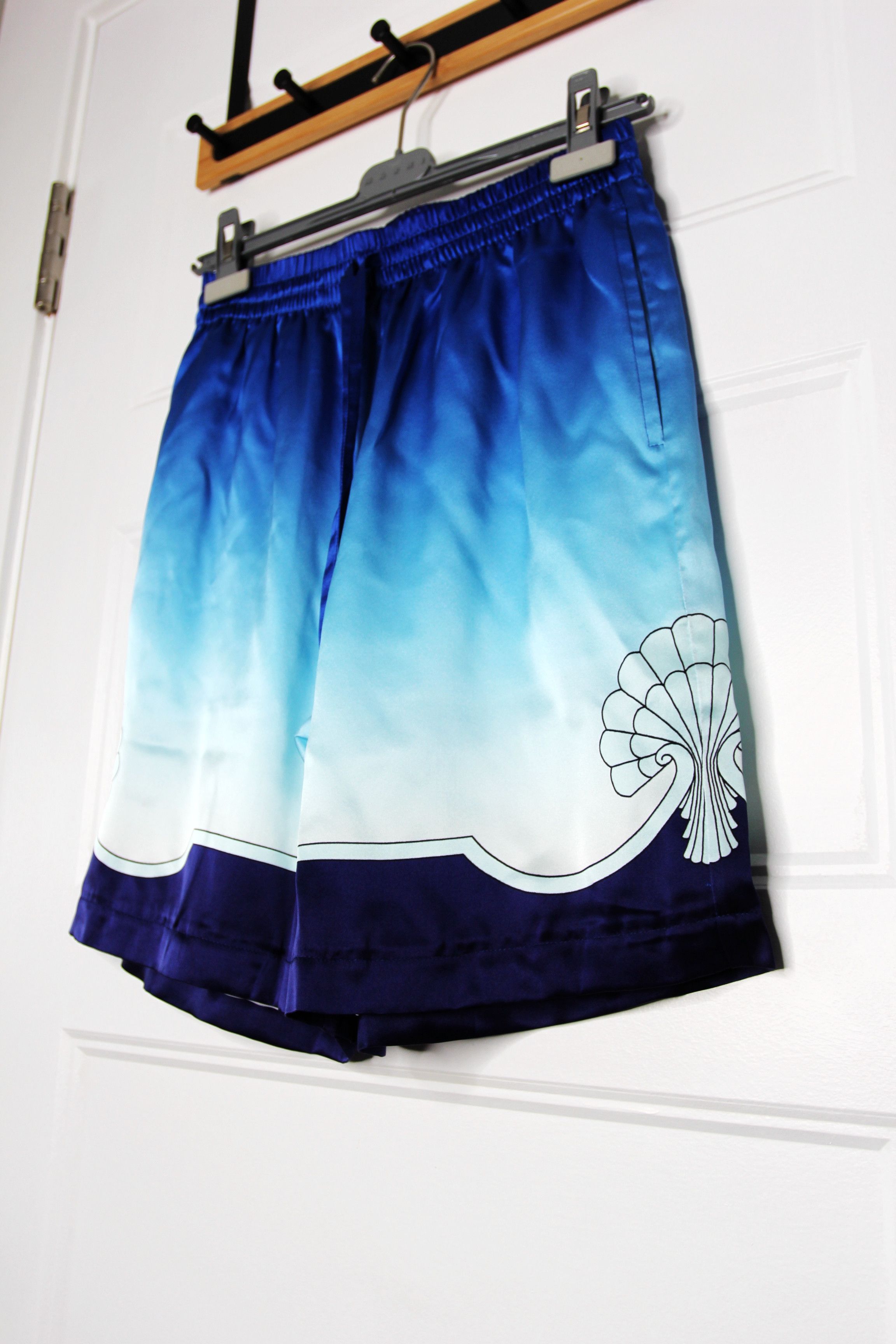 Casablanca BNWT AW22 CASABLANCA GRADIENT EFFECT SILK SHORTS S Size US 30 / EU 46 - 5 Thumbnail