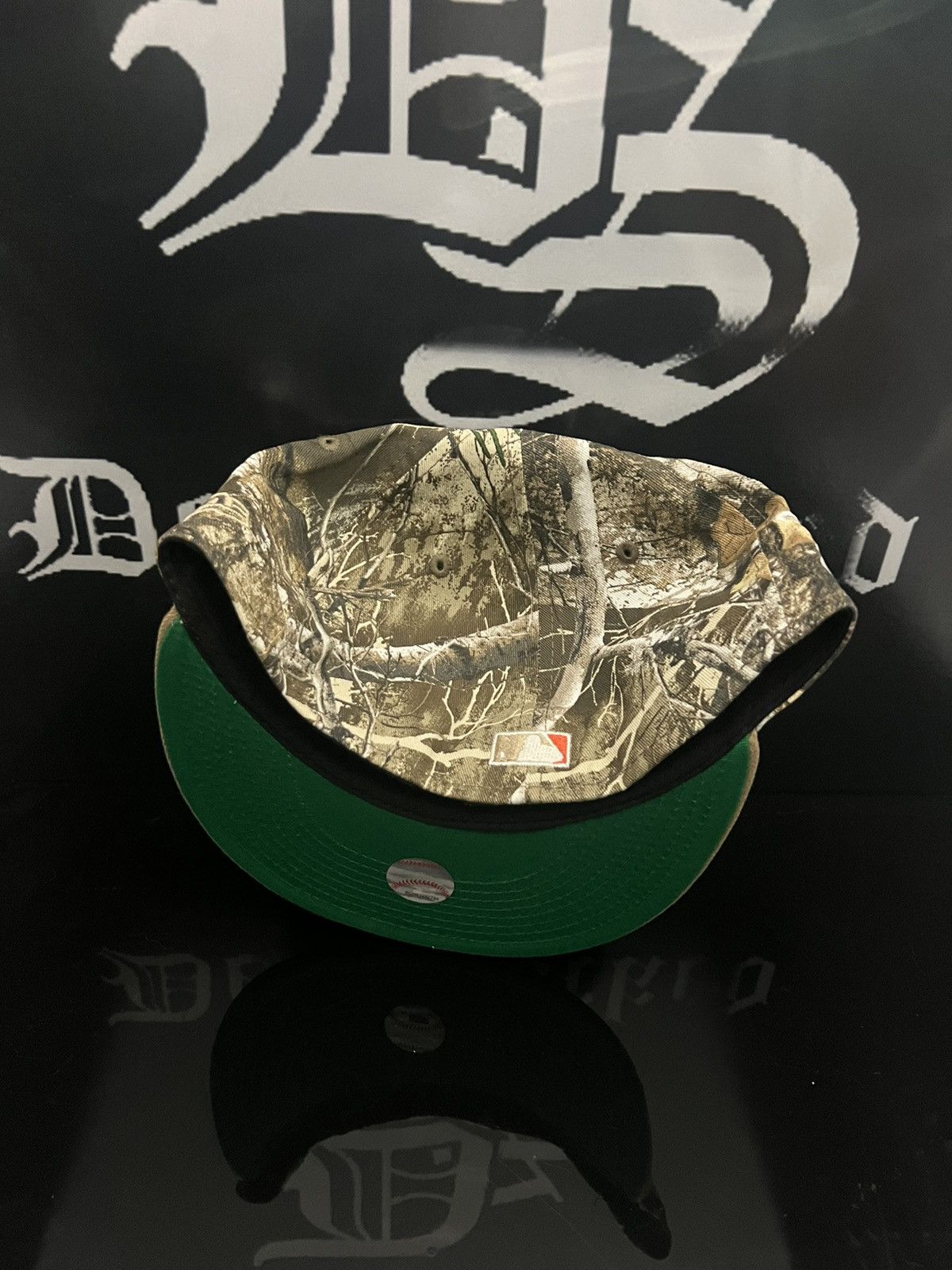 Hat Club × MyFitteds × New Era 7 1/4 - Real Tree Atlanta Braves 2000 Exclusive Fitted Hat Size ONE SIZE - 6 Thumbnail