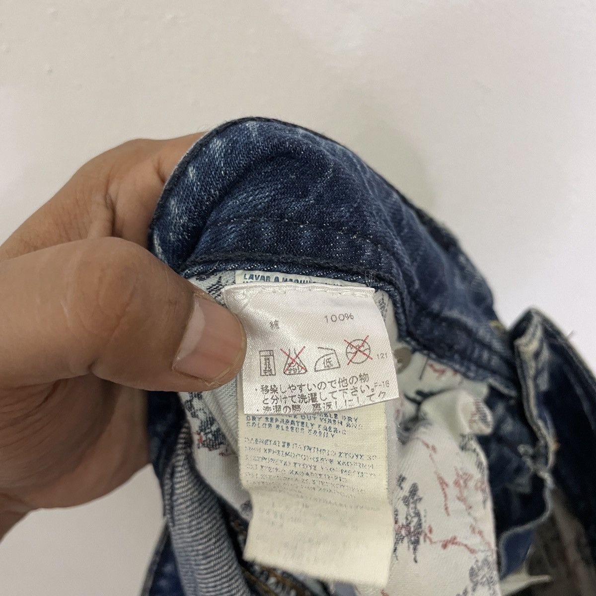 Japanese Brand Vintage Bonaventure Diamond Button Distressed Denim Jeans Size US 32 / EU 48 - 9 Thumbnail