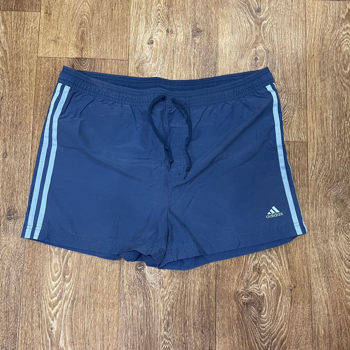 Vintage Vintage Adidas Y2K Nylon Shorts Navy Baggy Streetwear 32 Size US 32 / EU 48 - 1 Thumbnail