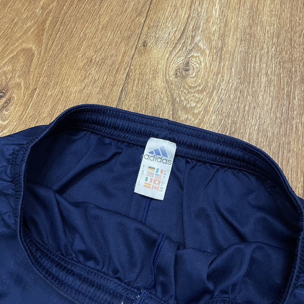 Adidas Vintage Adidas shorts streetwear y2k style casual buymypiece Size US 36 / EU 52 - 5 Thumbnail