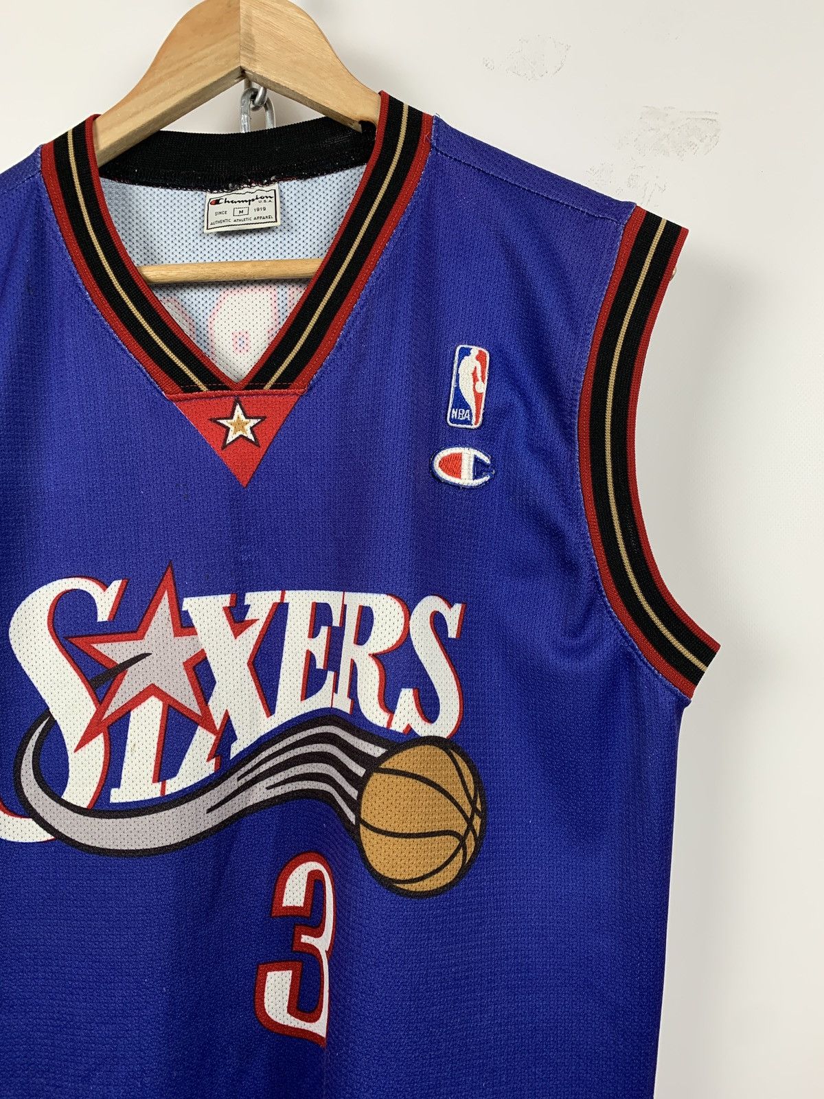 Champion Vintage Philadelphia Sixers #3 Allen Iverson Champion Jersey Size US M / EU 48-50 / 2 - 4 Thumbnail