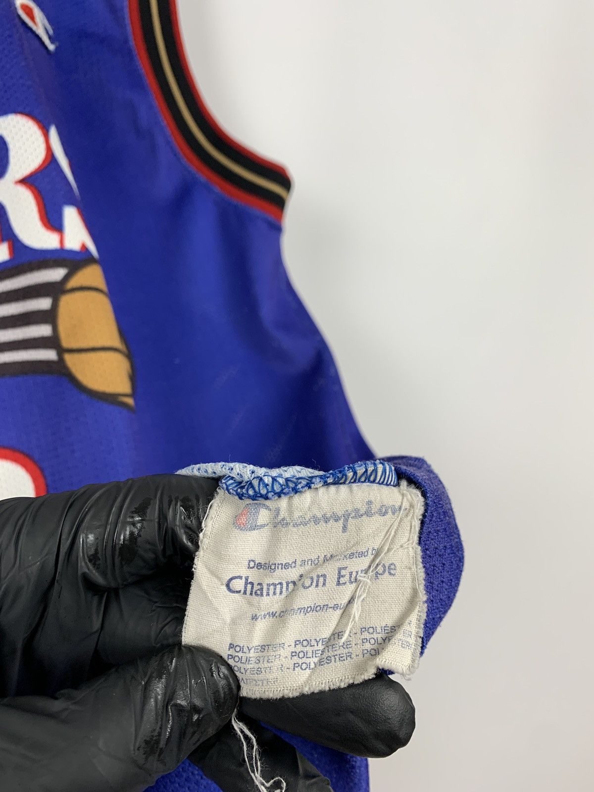 Champion Vintage Philadelphia Sixers #3 Allen Iverson Champion Jersey Size US M / EU 48-50 / 2 - 17 Thumbnail