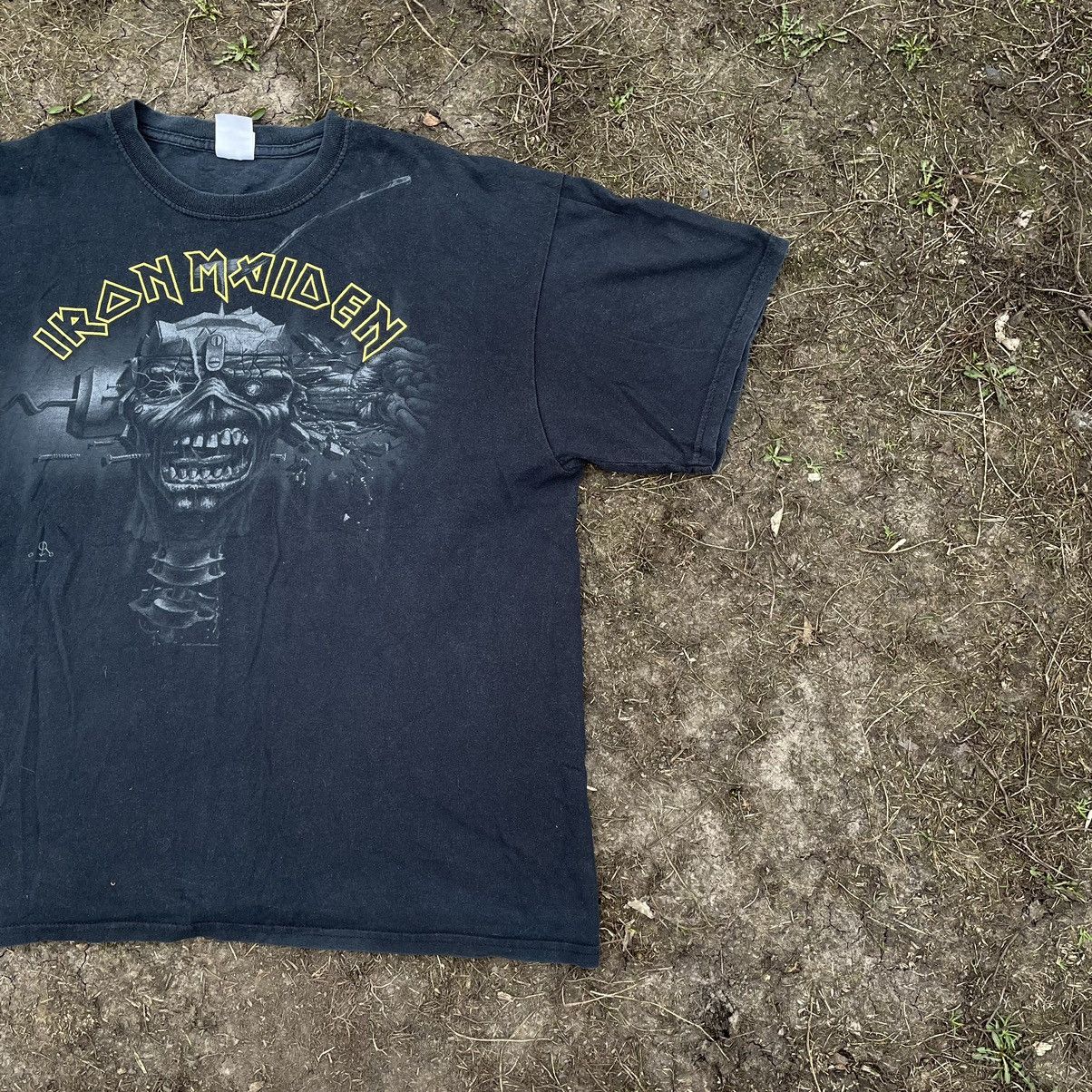 Vintage Vintage Y2K Iron Maiden Graphic Tee Sun Faded Band Rock XL Size US XL / EU 56 / 4 - 3 Thumbnail