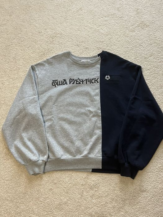 Gosha rubchinskiy shop split logo crewneck