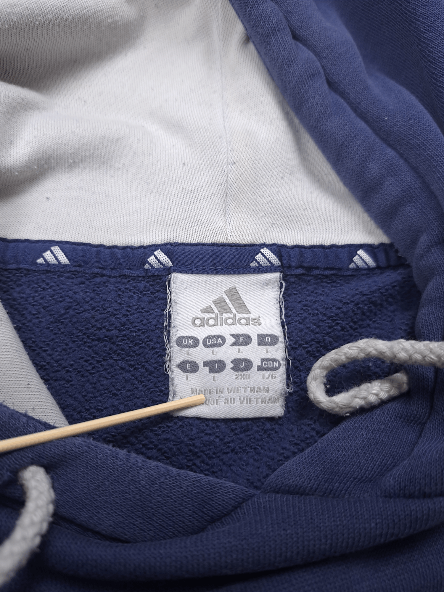 Adidas × Vintage Vintage 90s Adidas Logo Navy Hoodie Sweatshirt L Size US L / EU 52-54 / 3 - 5 Thumbnail