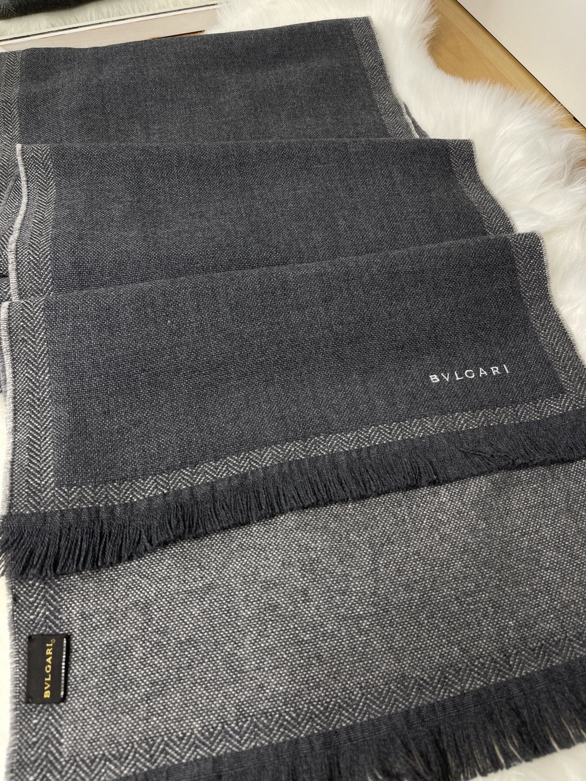 Bvlgari Bvlgari Luxury Made in Italy Kashmir Scarf Scarves Size ONE SIZE - 2 Thumbnail