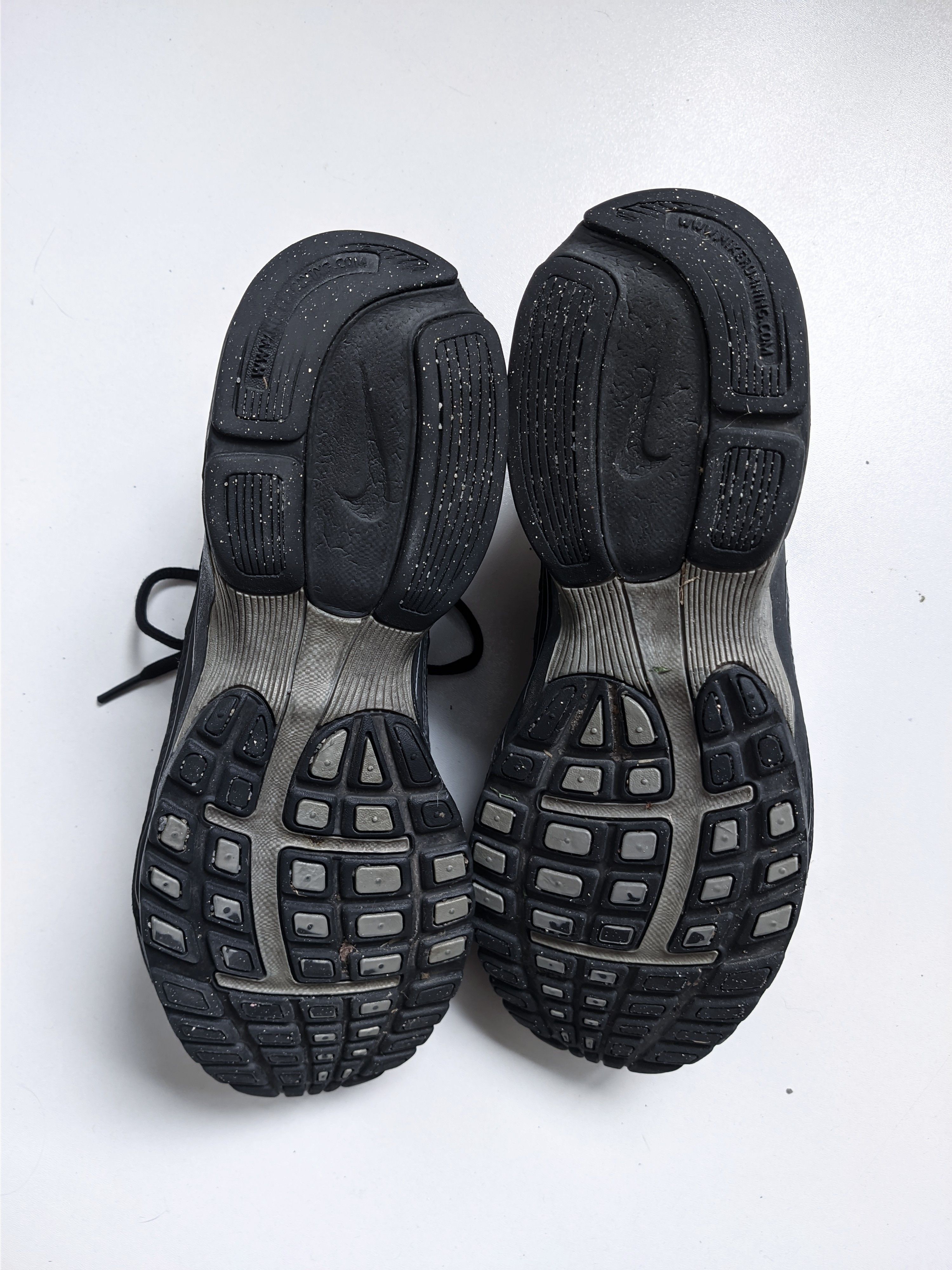Nike Nike Air sneakers vintage swoosh black y2k leather Size US 9 / EU 42 - 7 Thumbnail