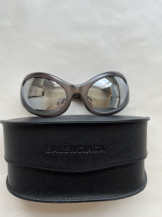 balenciaga sunglasses alien