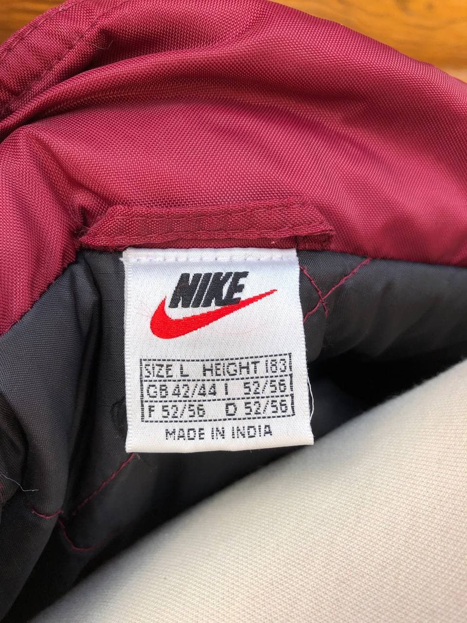 Vintage Vintage Nike Big Logo Jacket 90s Size US L / EU 52-54 / 3 - 10 Thumbnail
