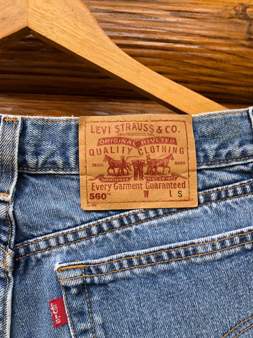 Levi's Vintage Levis 560 Denim Jeans Size US 36 / EU 52 - 6 Thumbnail