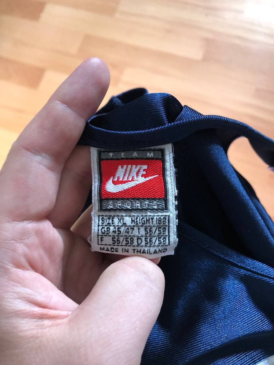 Nike × Vintage undershirt Vintage Nike Jersey T-shirt biglogo logo Size US XL / EU 56 / 4 - 5 Thumbnail