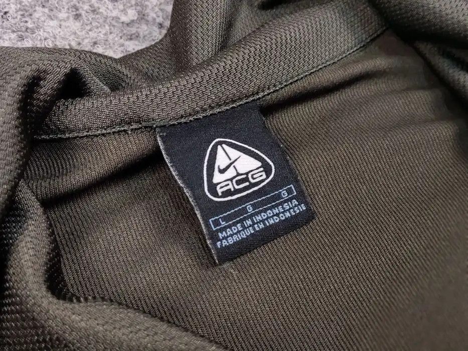 Nike ACG Vintage 90's Nike ACG Olive button Shirt with Pockets Size US L / EU 52-54 / 3 - 8 Thumbnail