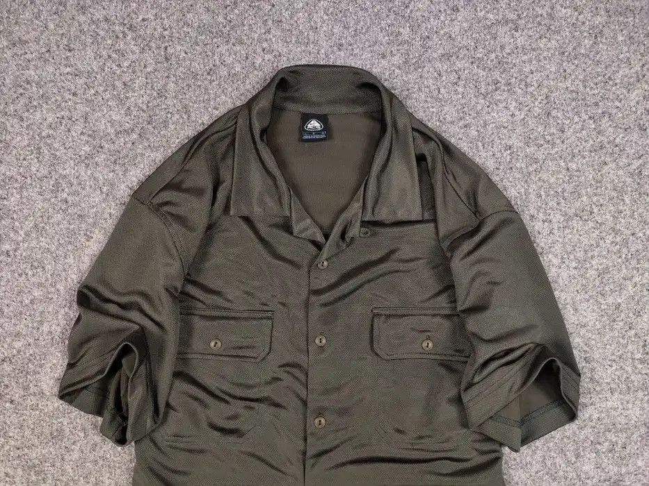 Nike ACG Vintage 90's Nike ACG Olive button Shirt with Pockets Size US L / EU 52-54 / 3 - 3 Thumbnail