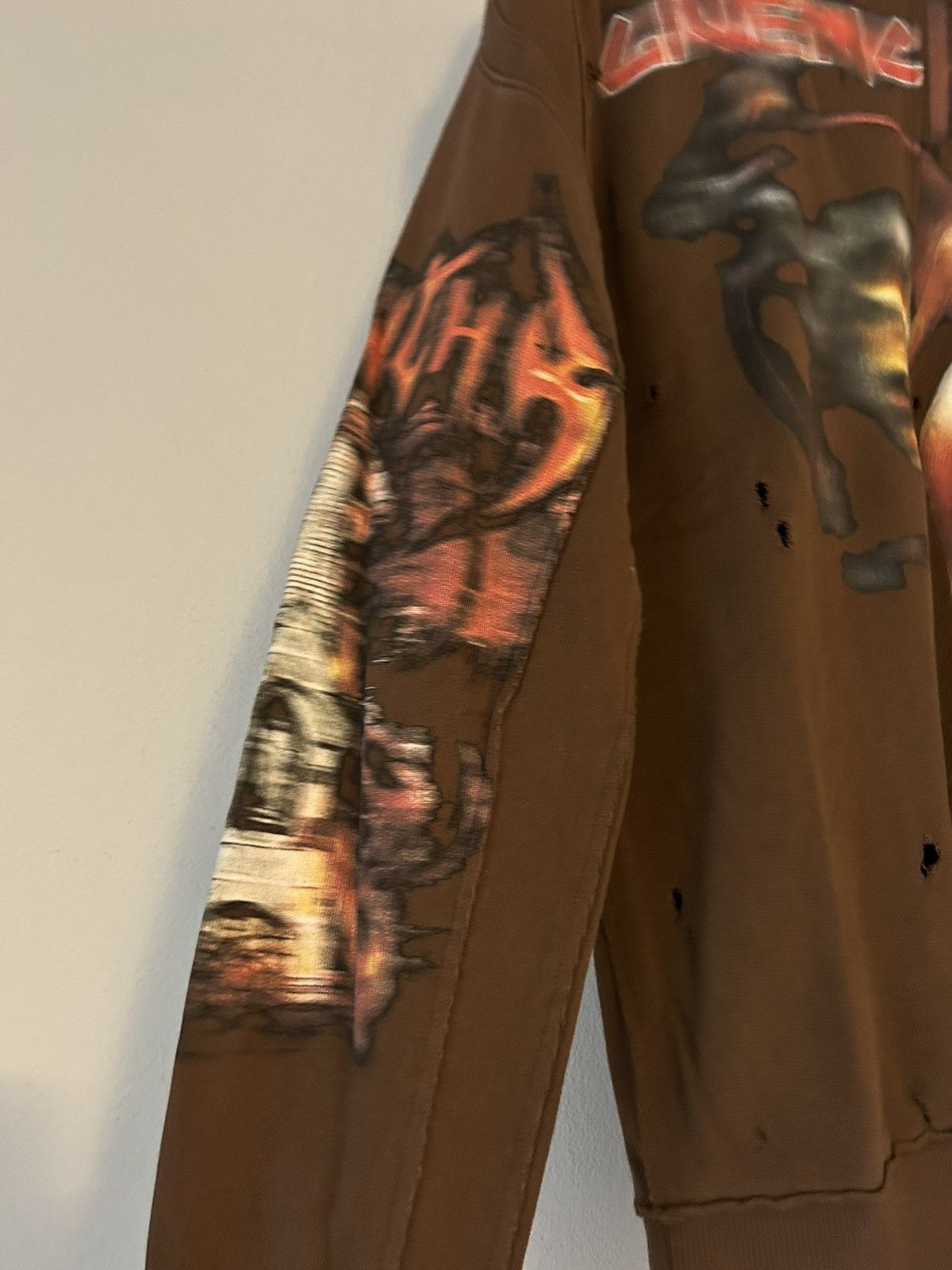 Givenchy Givenchy FW16 Heavy Metal Printed and Distressed Sweatshirt Size US M / EU 48-50 / 2 - 2 Thumbnail