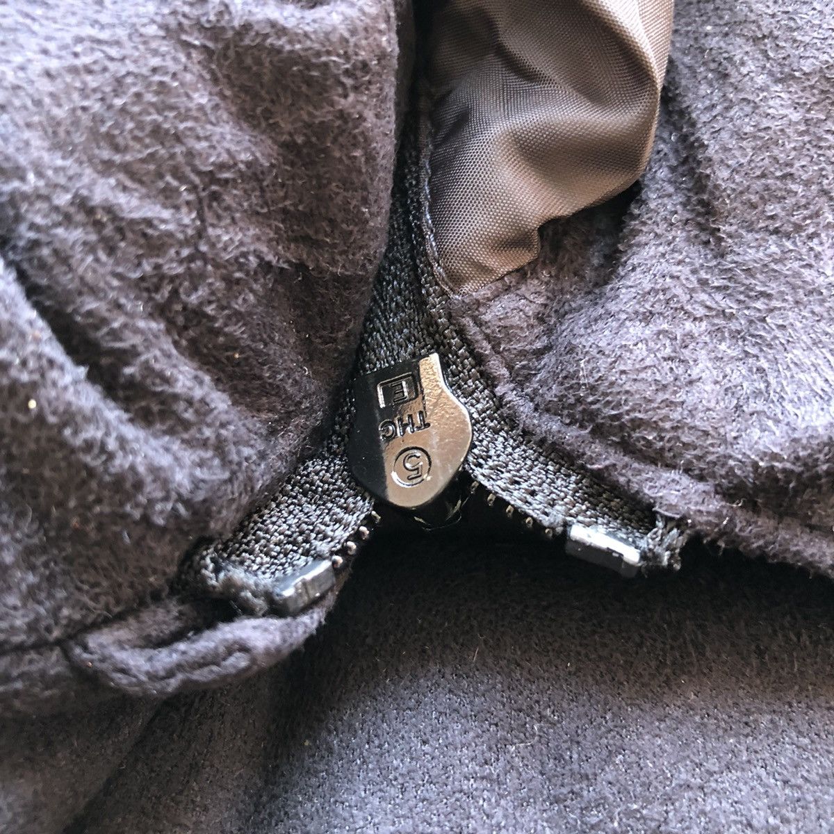 Japanese Brand Vintage Puffer Jacket Zipper Hoodie by Steelo Size US M / EU 48-50 / 2 - 13 Thumbnail
