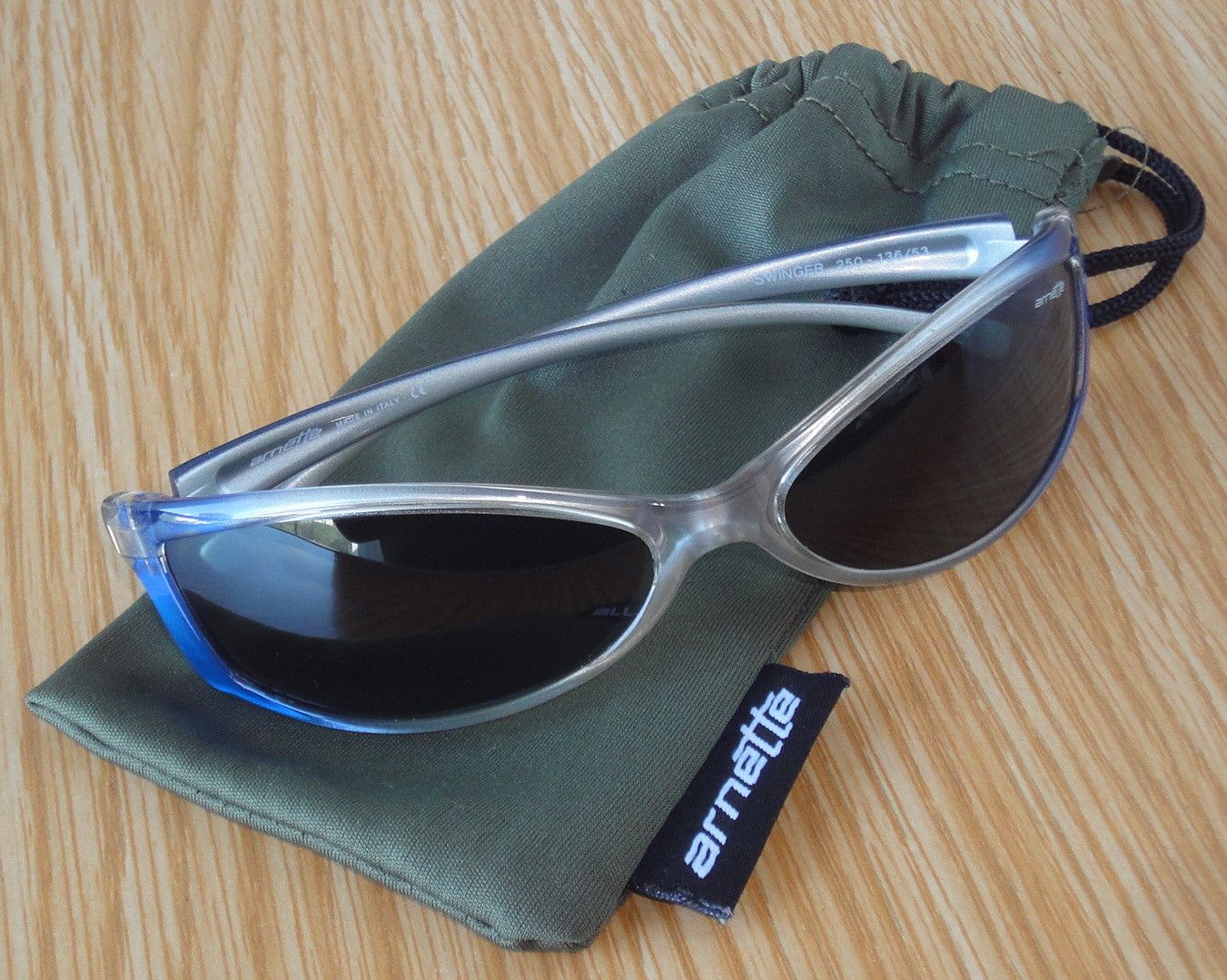 Arnette ARNETTE SWINGER 250-136/53 trsl.Blue/Silver