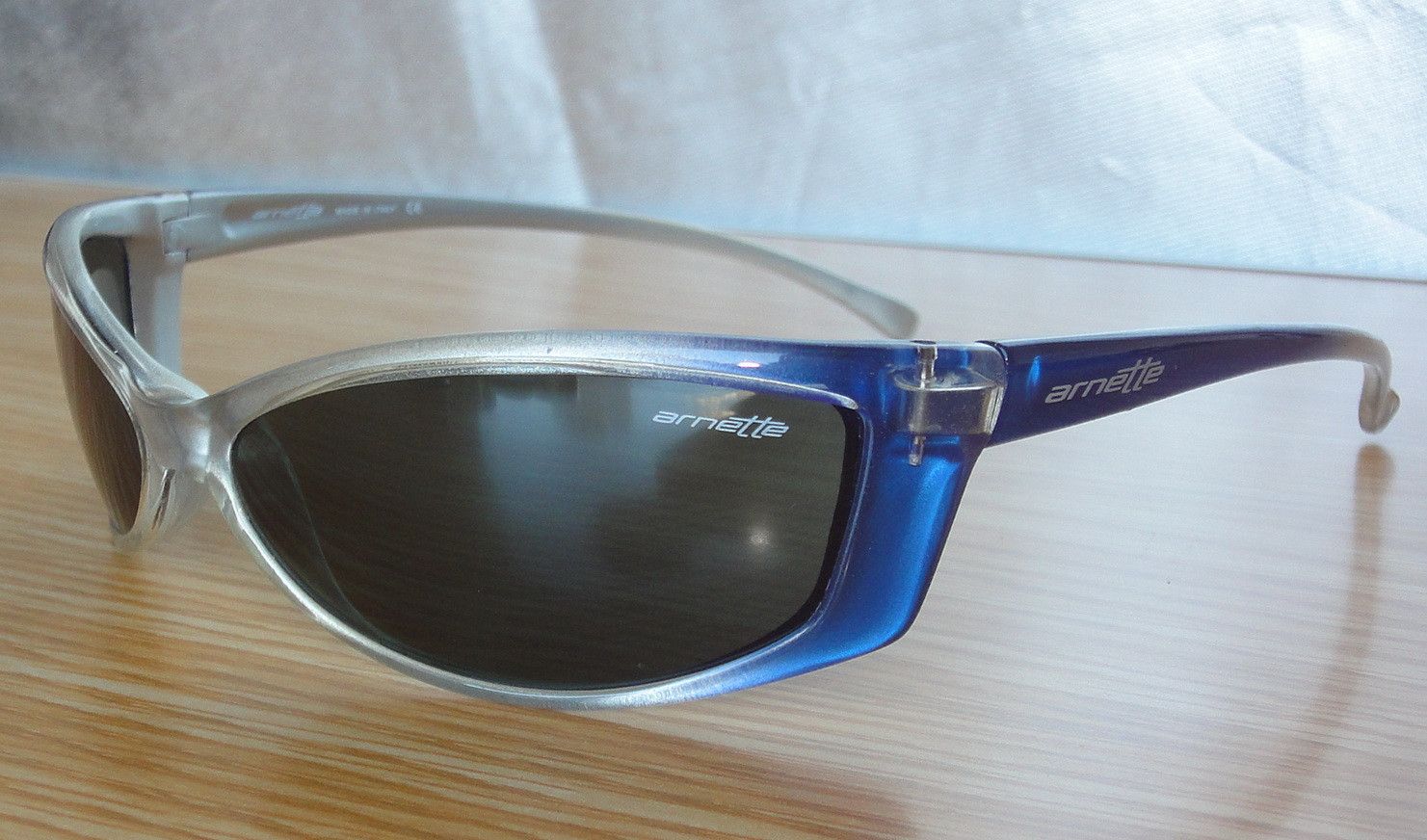 Arnette ARNETTE SWINGER 250-136/53 trsl.Blue/Silver