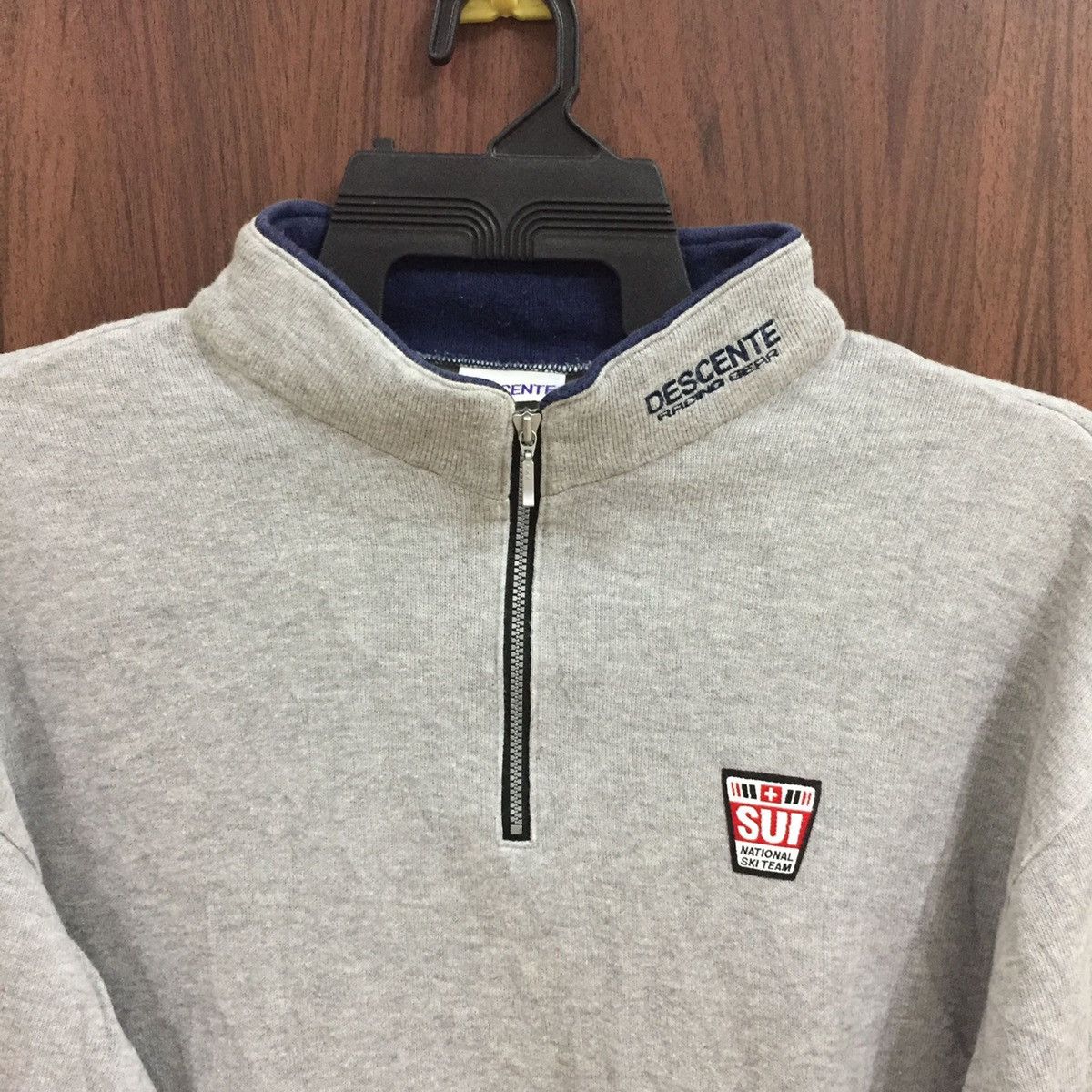 Japanese Brand Vintage DESCENTE sweatshirt racing gear size L Size US L / EU 52-54 / 3 - 2 Thumbnail