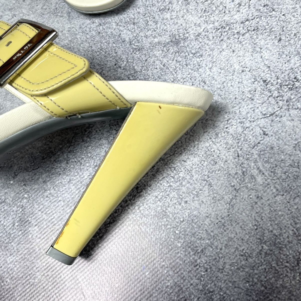 Prada × Vintage Vintage Y2K Prada Ivory Heels Size 38 Size US 7 / IT 37 - 13 Thumbnail