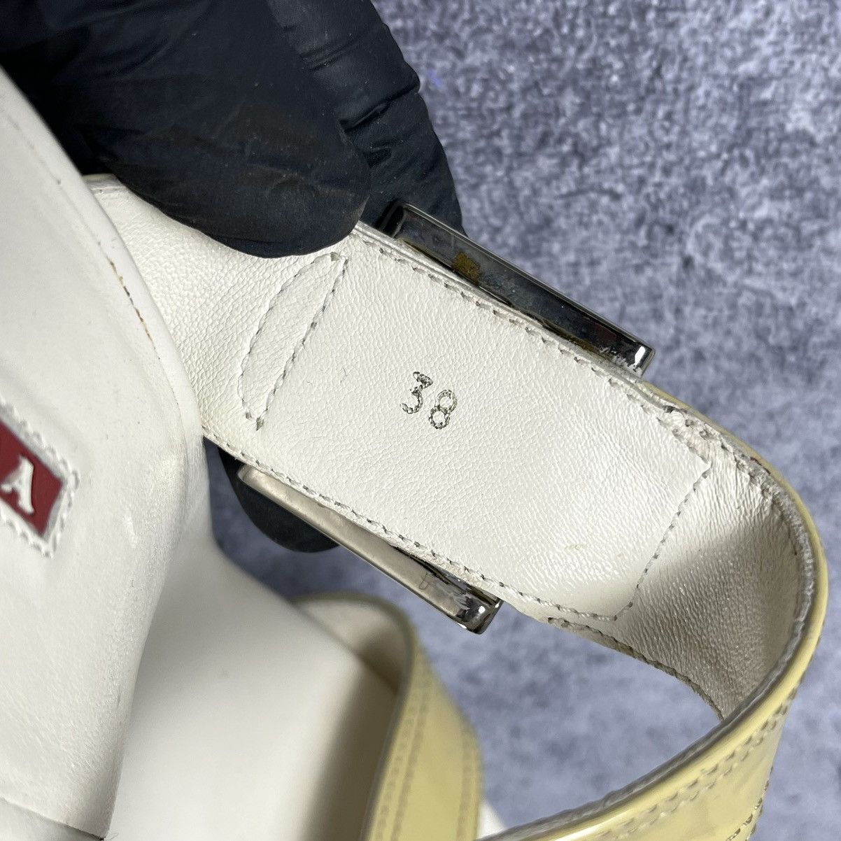 Prada × Vintage Vintage Y2K Prada Ivory Heels Size 38 Size US 7 / IT 37 - 10 Thumbnail