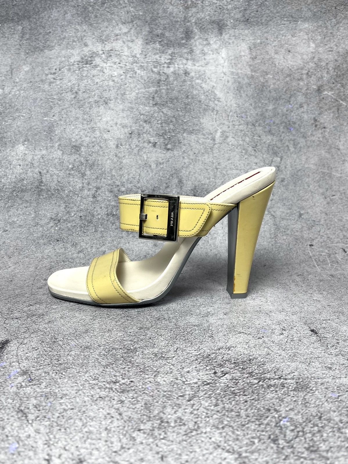 Prada × Vintage Vintage Y2K Prada Ivory Heels Size 38 Size US 7 / IT 37 - 1 Thumbnail
