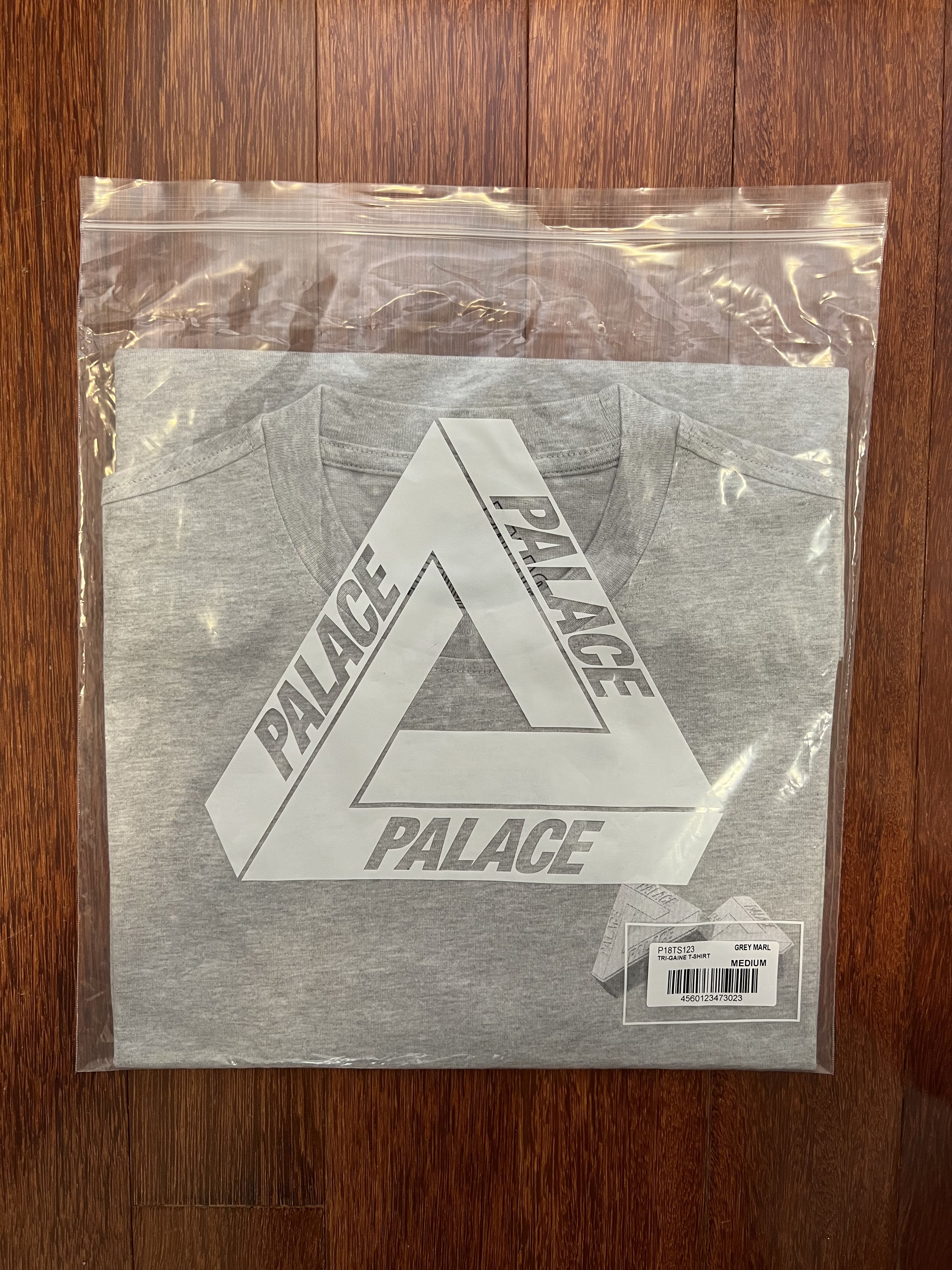 Palace 💚 2020 Palace Tri Gaine T-Shirt Grey Medium NEW Size US M / EU 48-50 / 2 - 3 Thumbnail