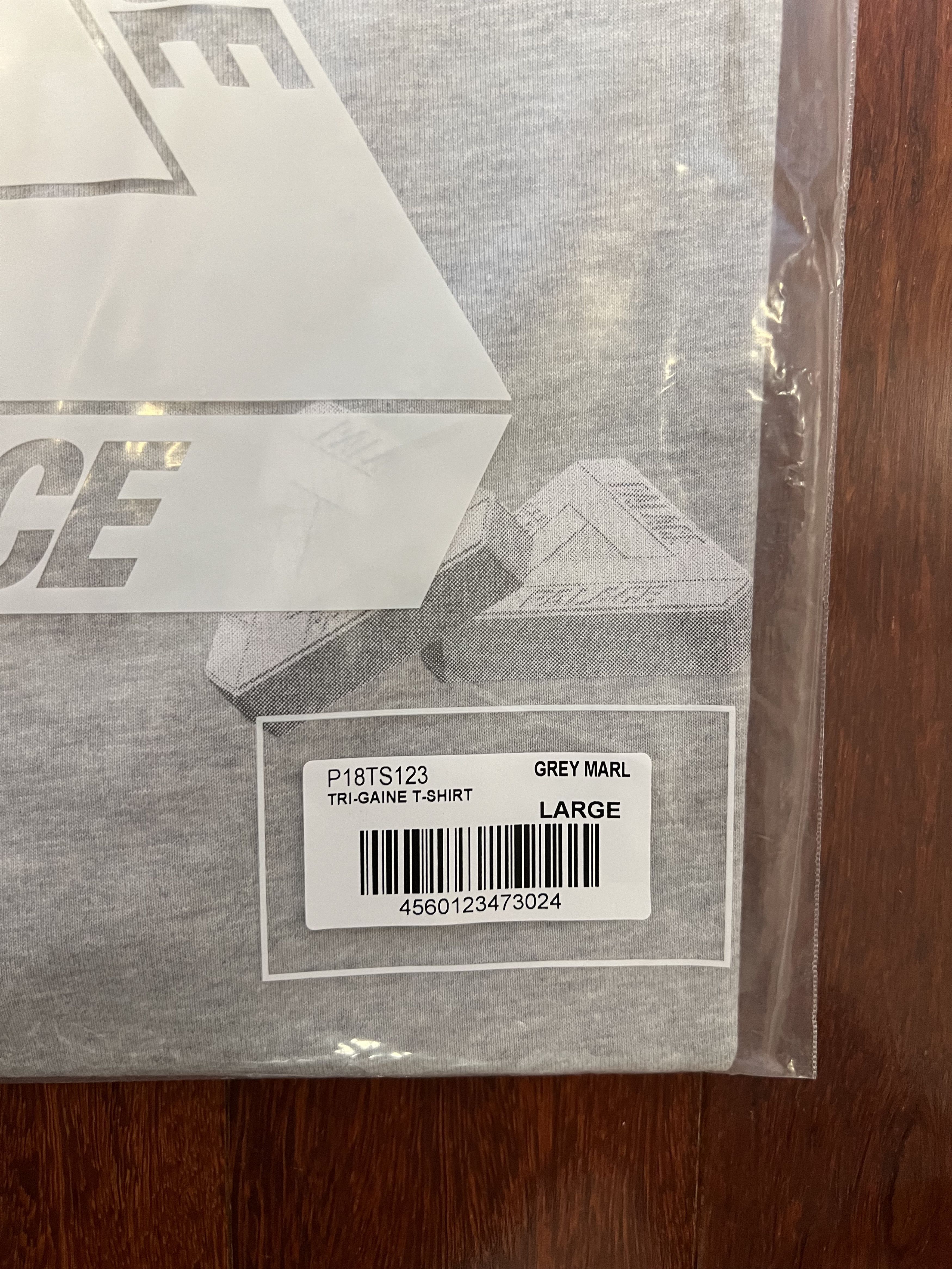 Palace 💚 2020 Palace Tri Gaine T-Shirt Grey Large NEW Size US L / EU 52-54 / 3 - 5 Thumbnail