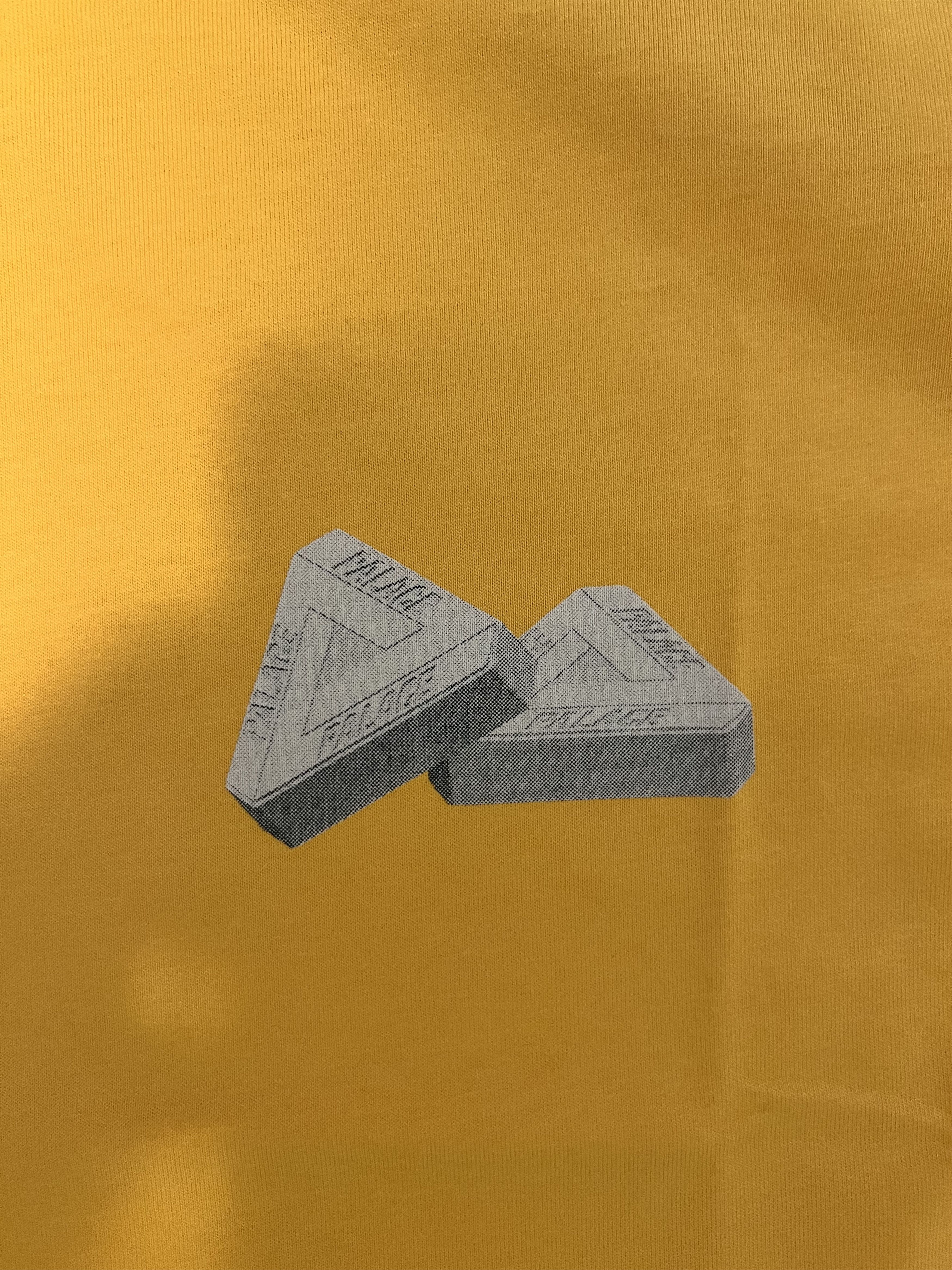 Palace 💚 2020 Palace Tri Gaine T-Shirt Yellow Large NEW Size US L / EU 52-54 / 3 - 9 Thumbnail