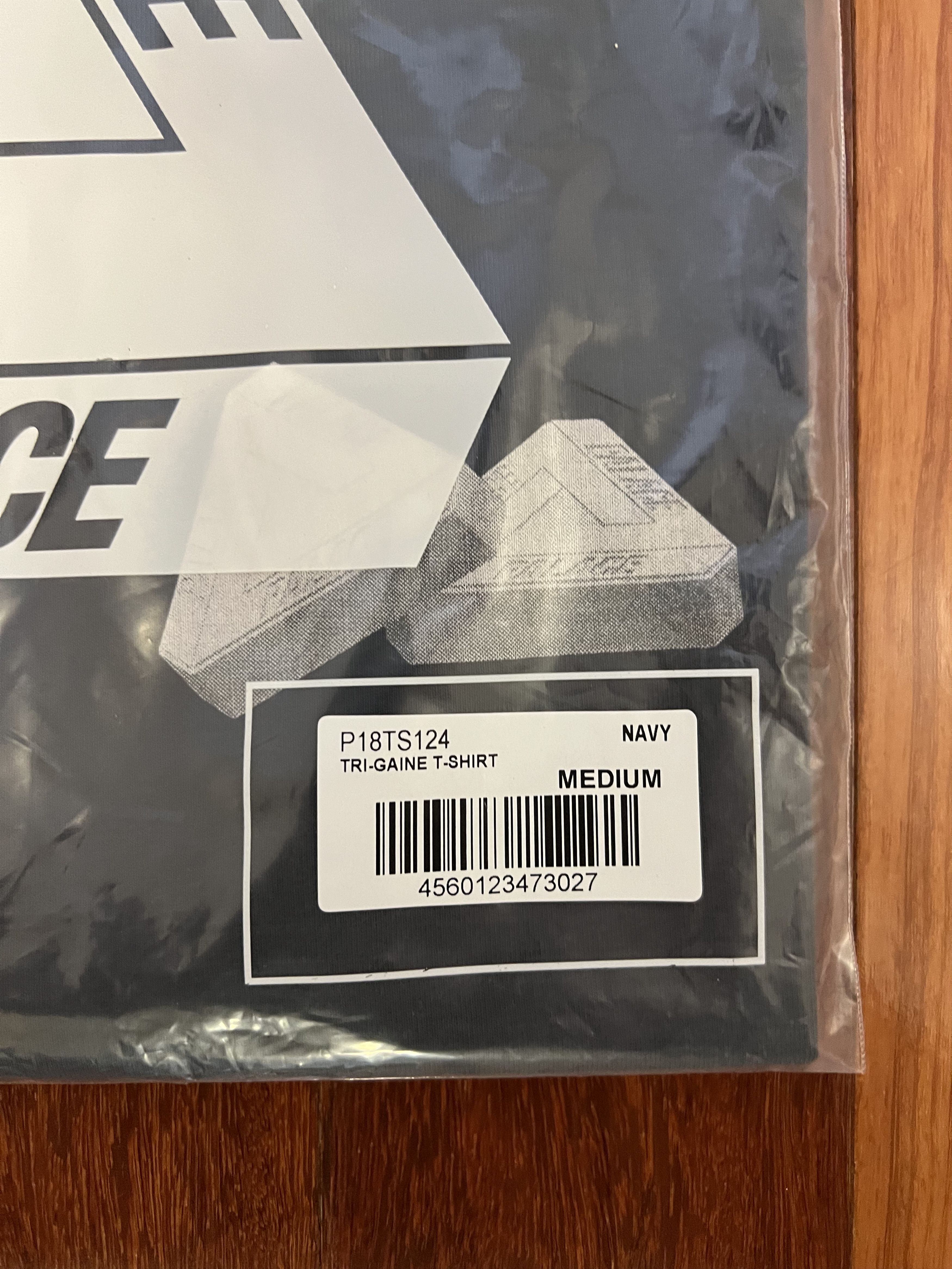 Palace 💚 2020 Palace Tri Gaine T-Shirt Navy Medium NEW Size US M / EU 48-50 / 2 - 5 Thumbnail